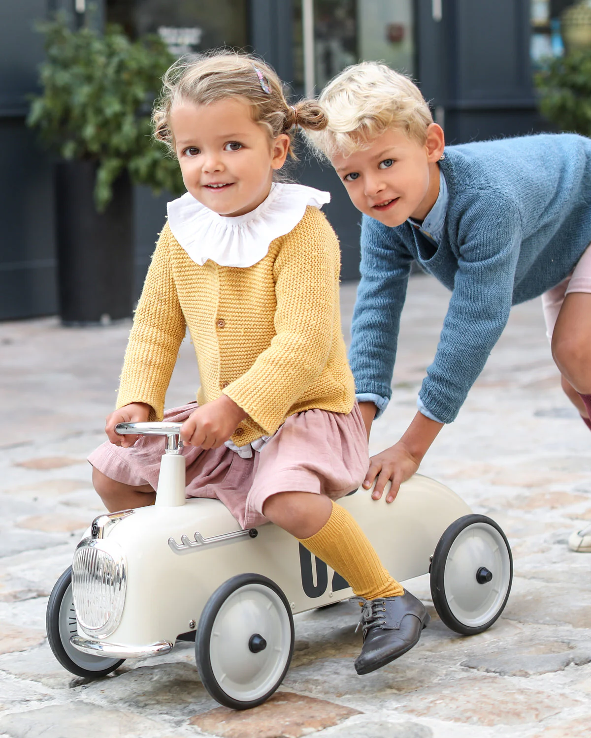 Baghera Ride-On ROADSTER Ivory White - Image 4