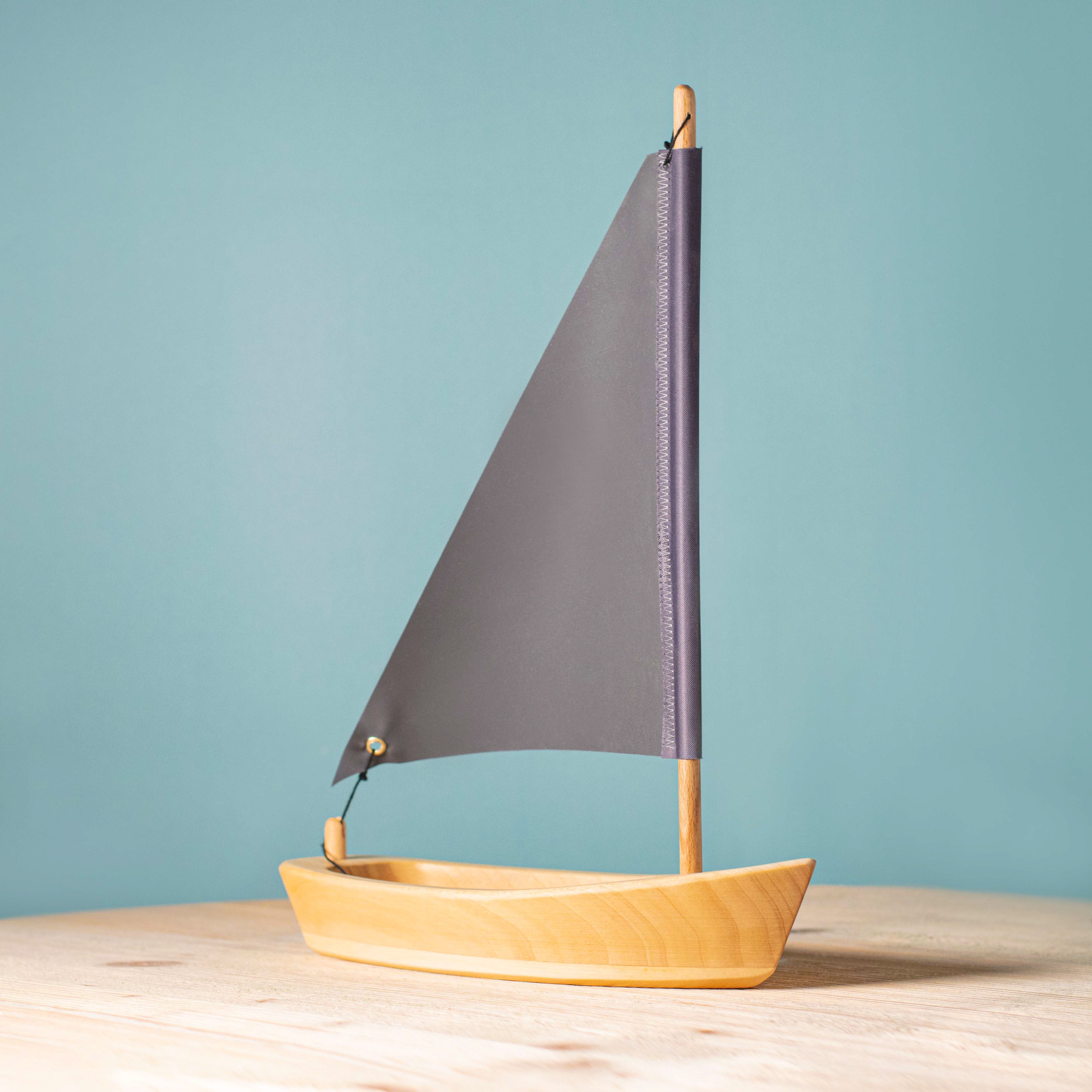 Bumbu Wooden Sailboat - Image 4