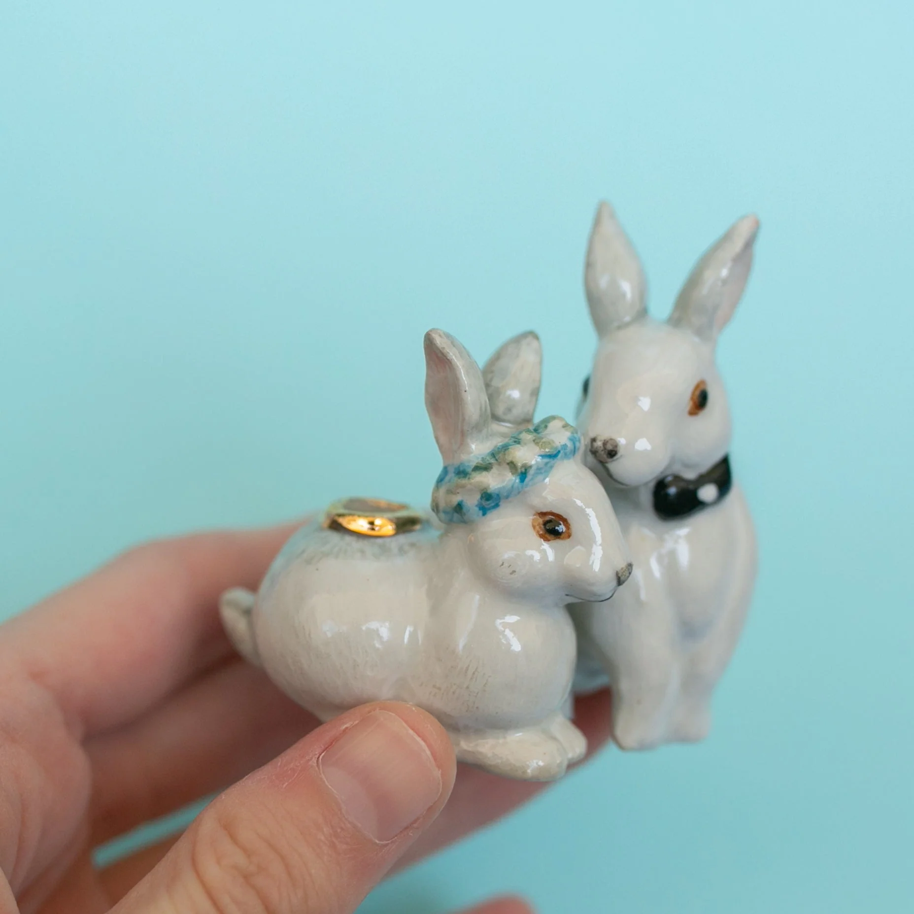 Camp Hollow Love Bunnies Wedding Cake Topper - Image 3