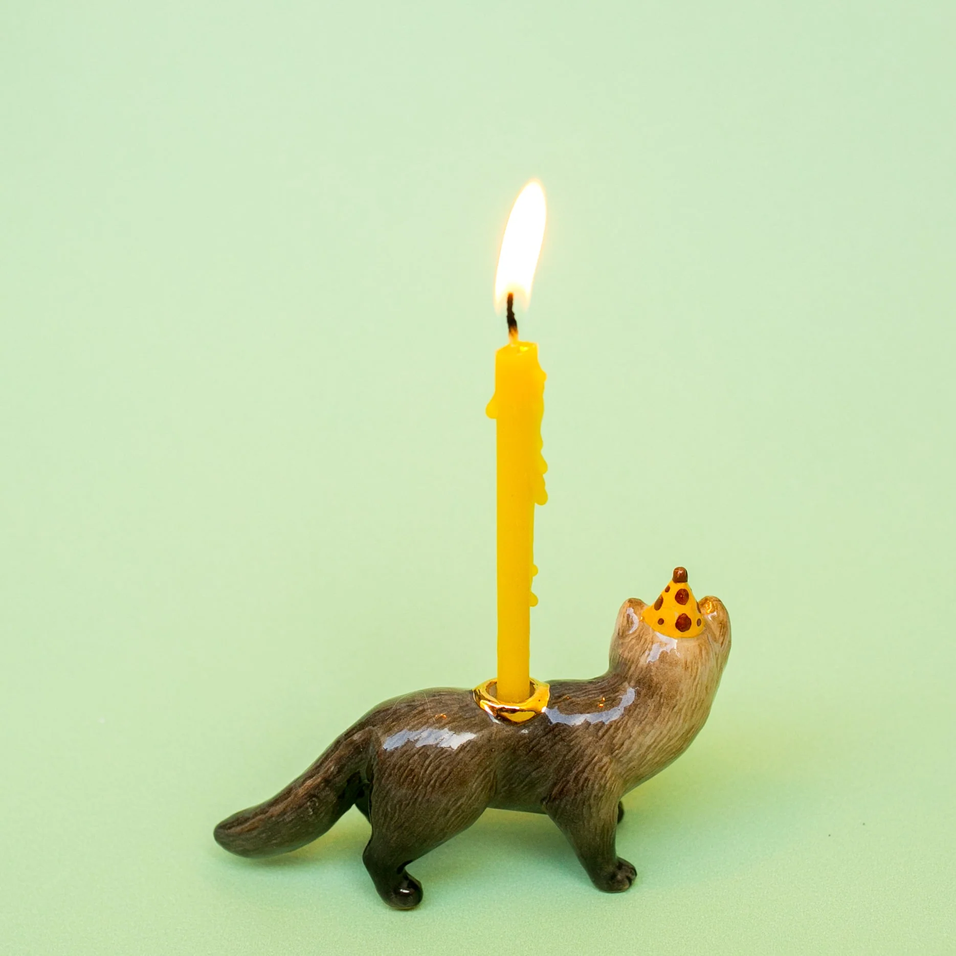 Camp Hollow Mink Cake Topper - Image 4
