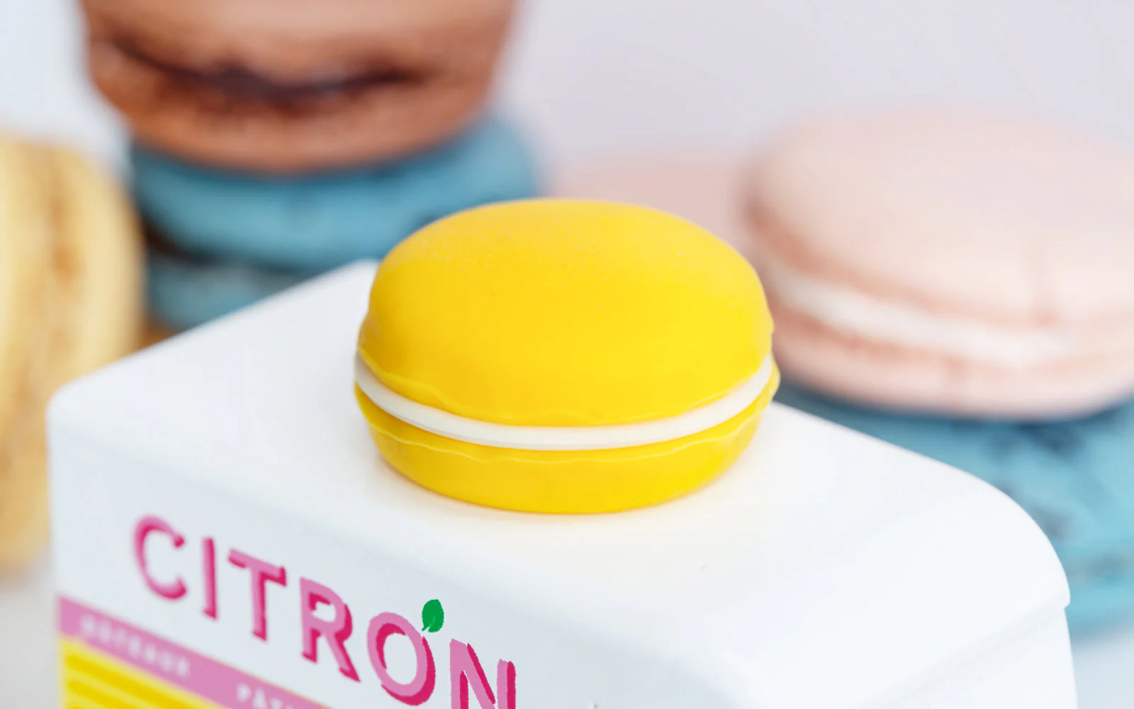 Candylab Citron Macaron Van - Image 6