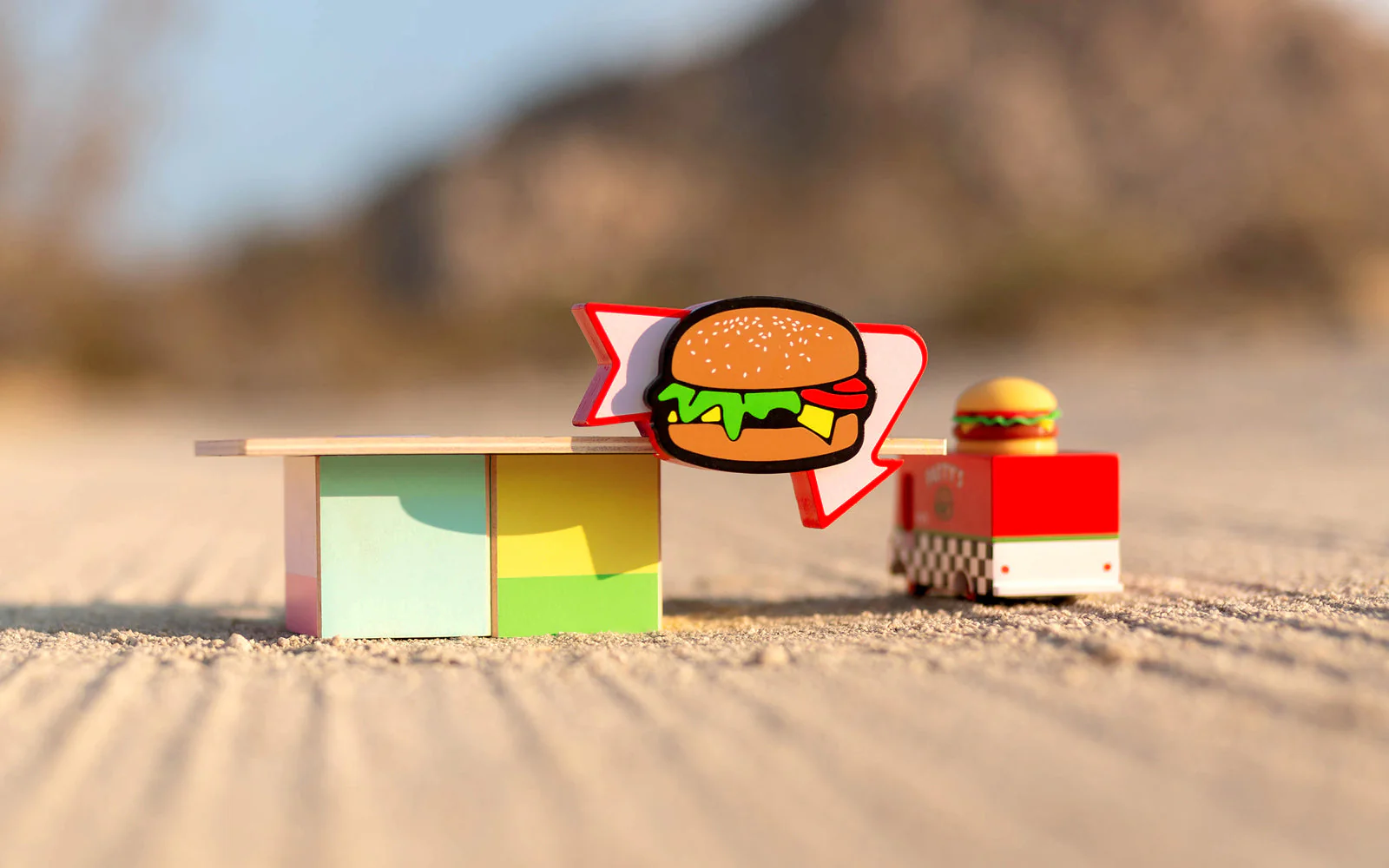 Candylab Hamburger Shack - Image 5