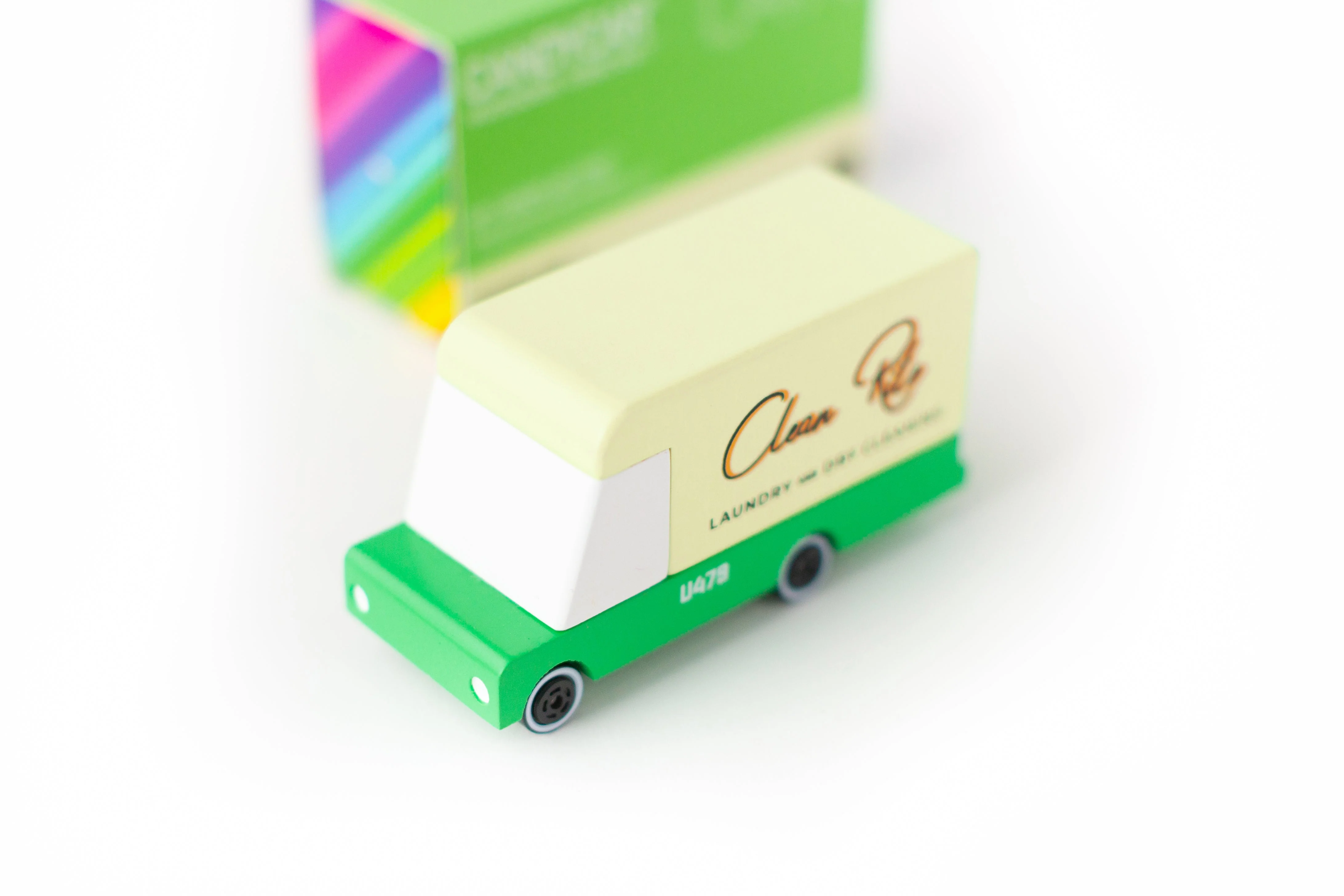 Candylab Laundry Van - Image 2