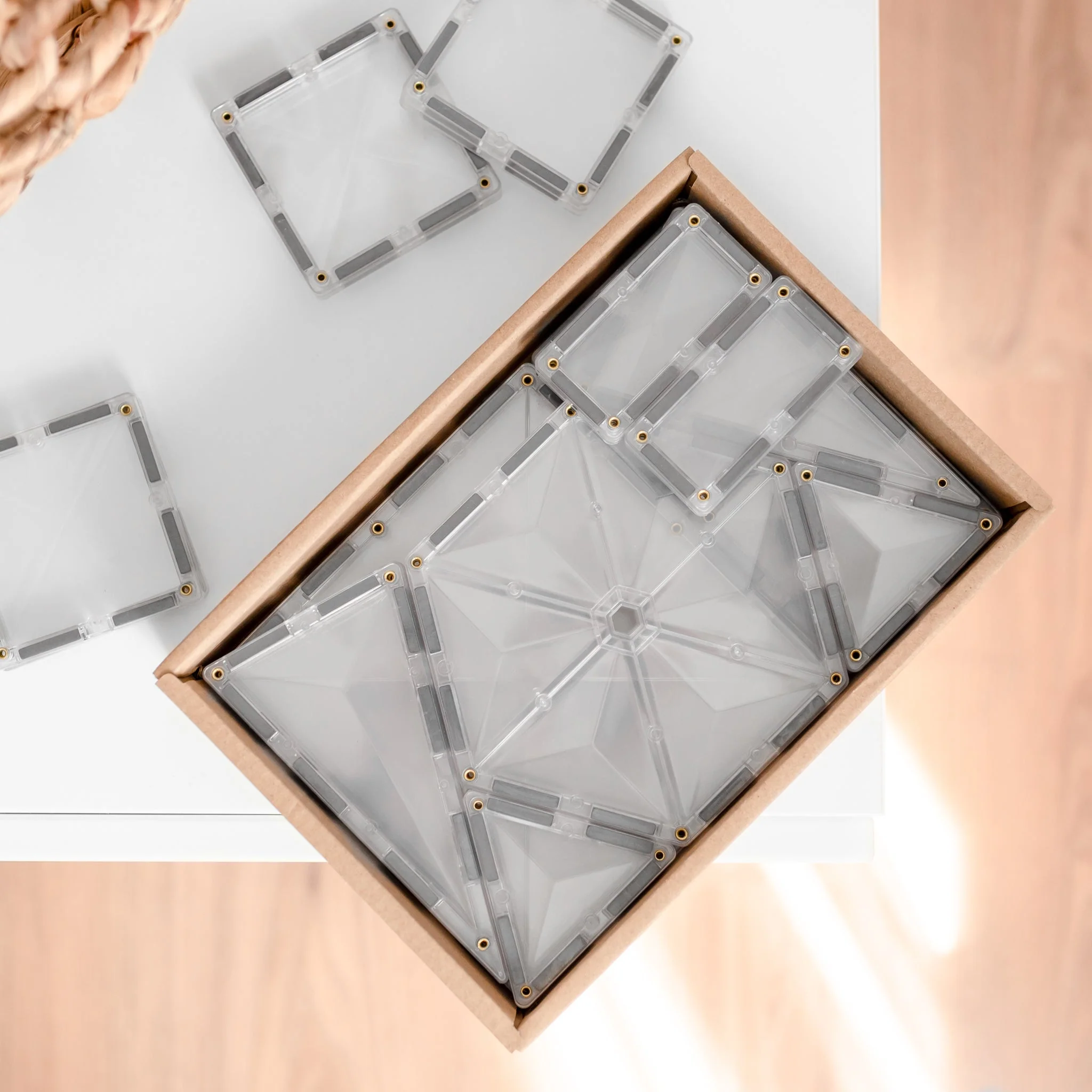 Connetix Magnetic Tiles | Clear Starter Pack (34 pcs) - Image 4