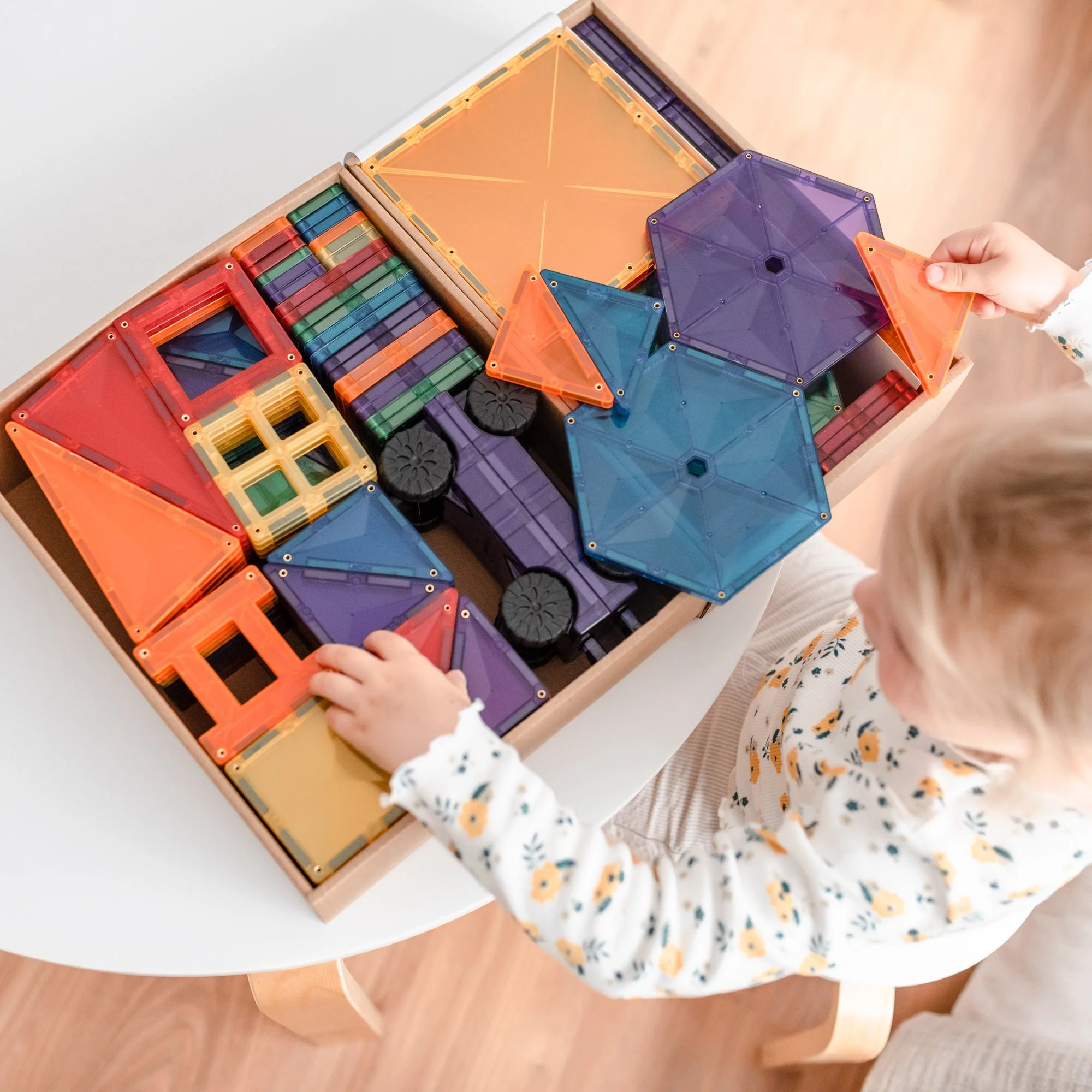 Connetix Magnetic Tiles | Rainbow Mega Pack (212 pcs) - Image 6