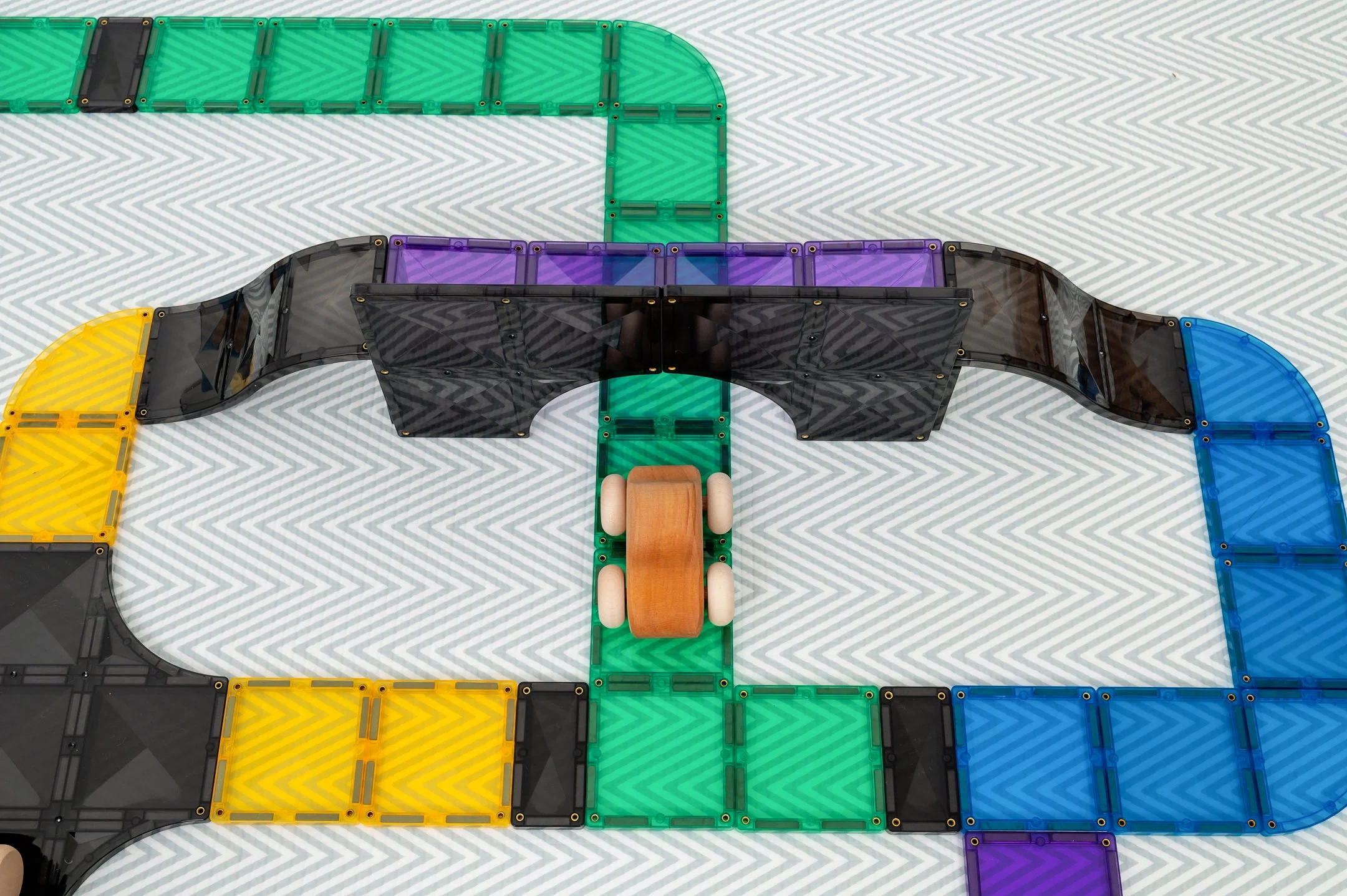 Connetix Magnetic Tiles | Ramps & Intersections (16 pcs) - Image 10
