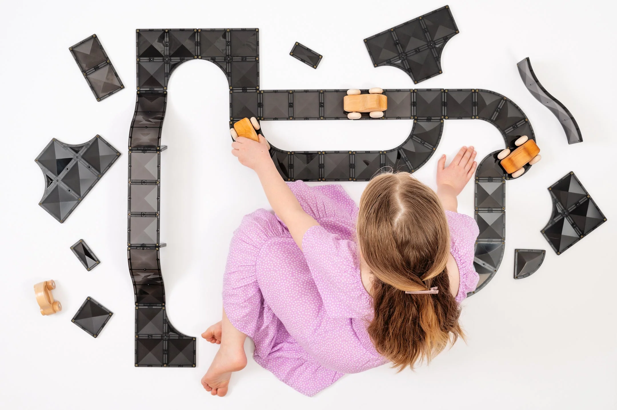 Connetix Magnetic Tiles | Roads Creative Pack (48 pcs) - Image 17