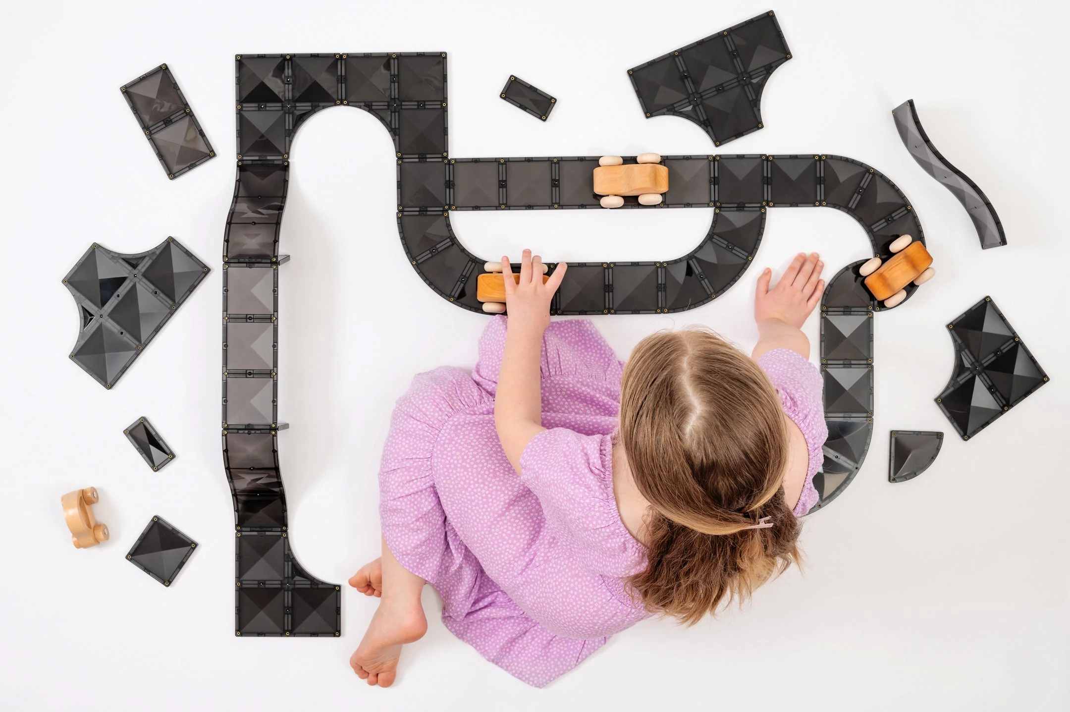 Connetix Magnetic Tiles | Roads Creative Pack (48 pcs) - Image 18