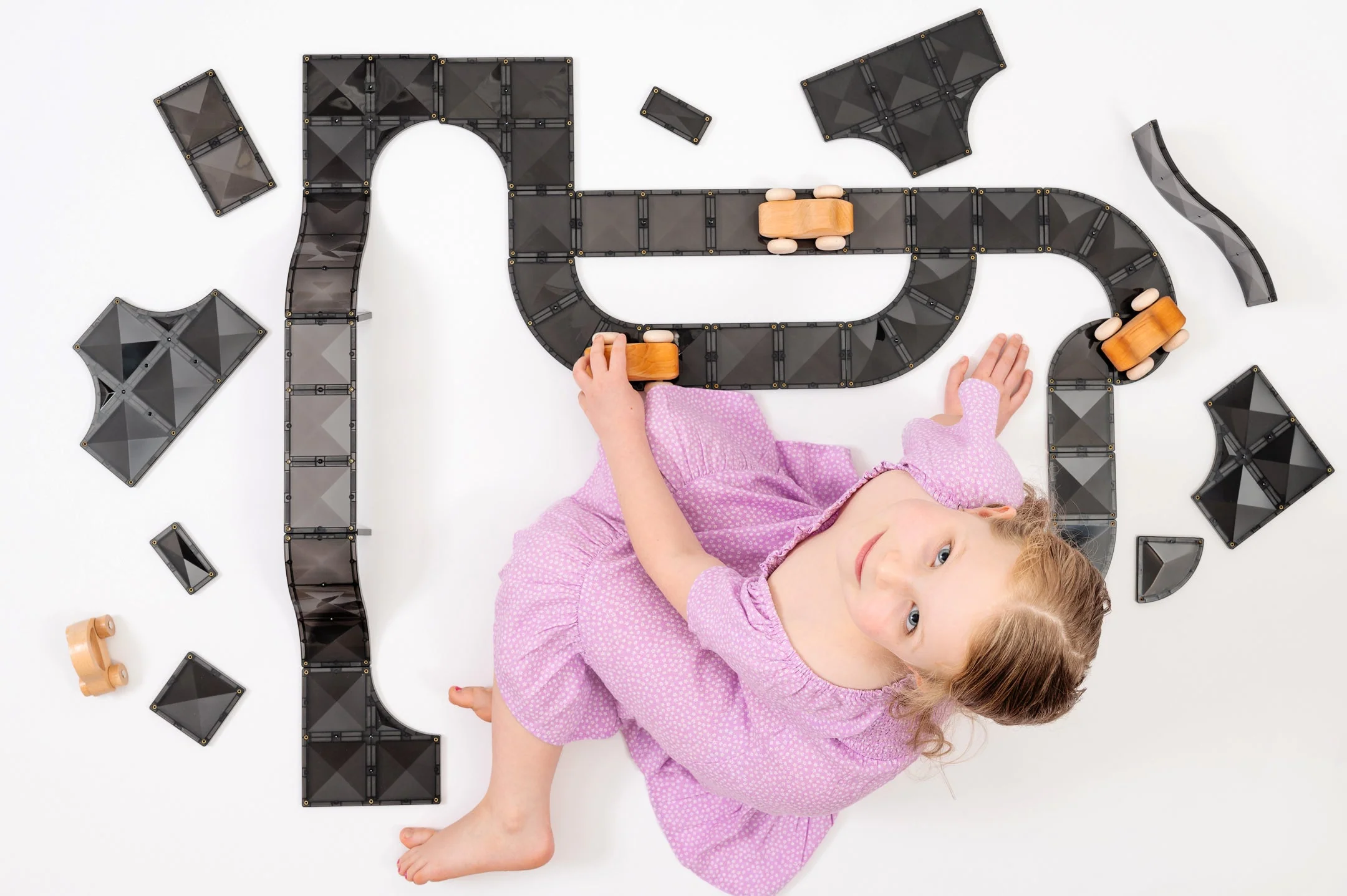 Connetix Magnetic Tiles | Roads Creative Pack (48 pcs) - Image 19