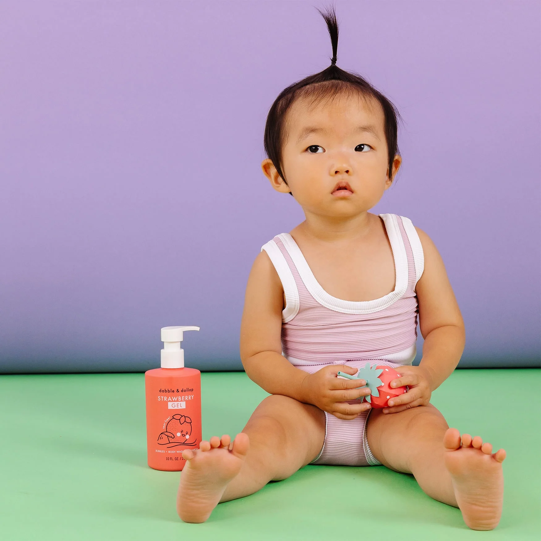 Dabble & Dollop Strawberry Bubble Bath, Body Wash & Shampoo - Image 2