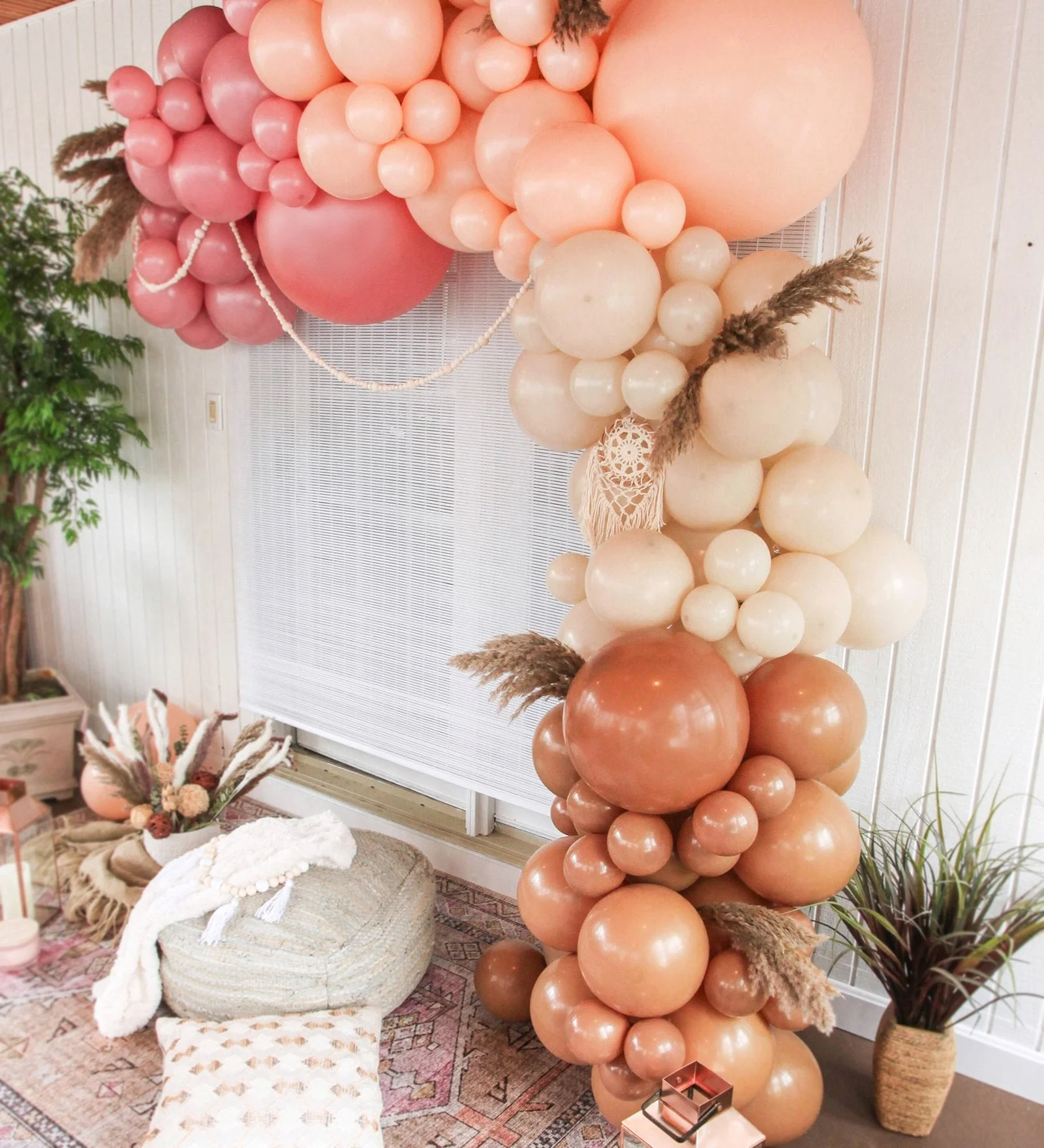Ellie's Party Supply Blush Balloon Garland Kit - Image 4