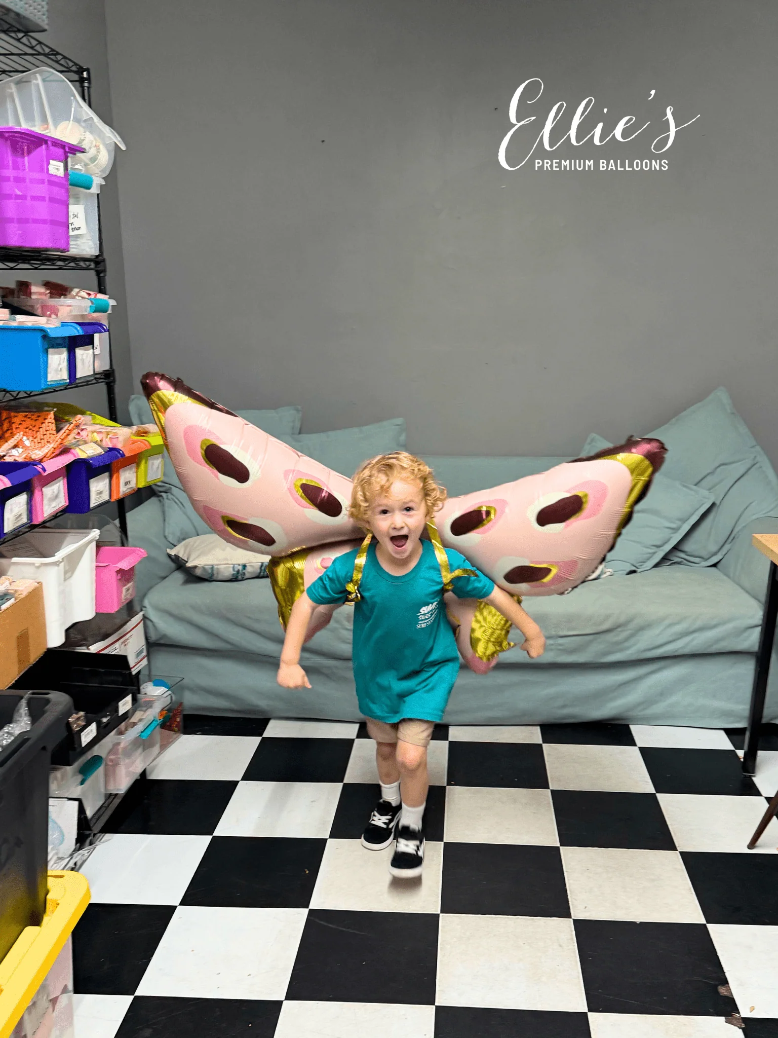 Ellie's Party Supply Giant Butterfly Balloon - Image 4