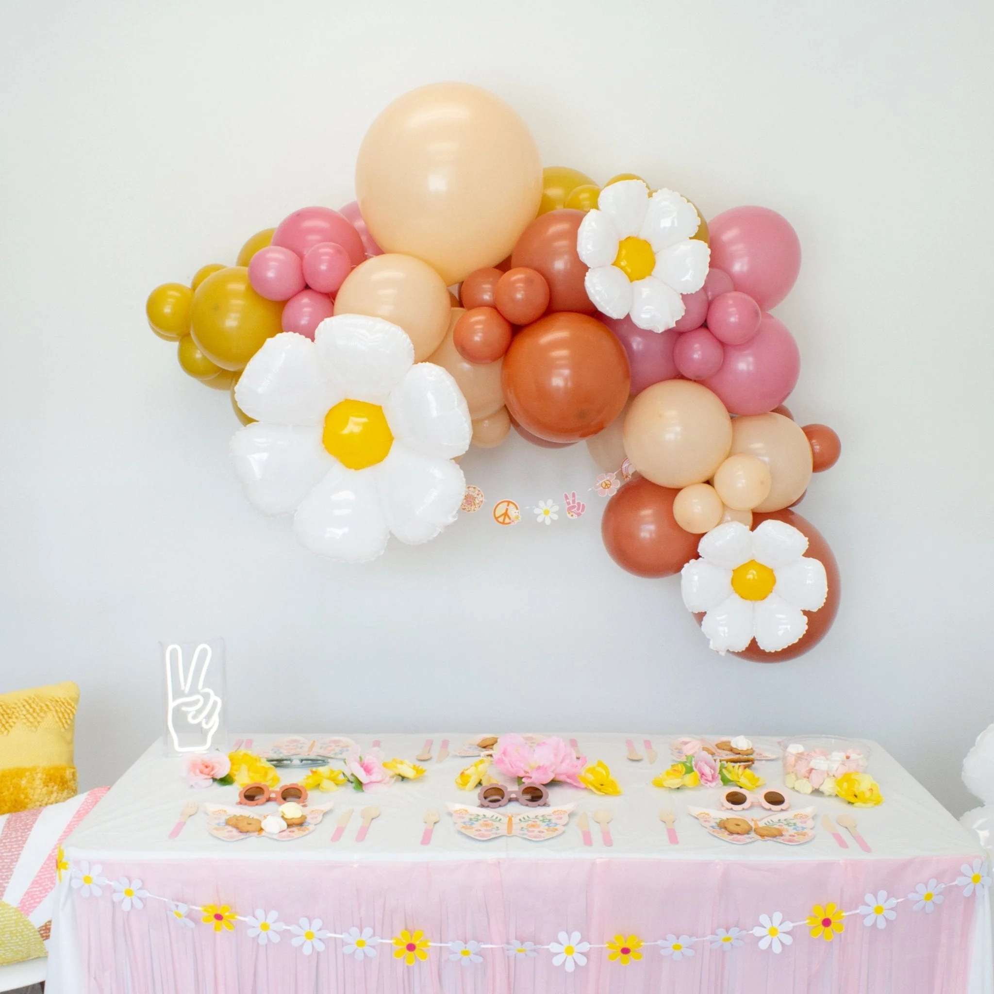 Ellie's Party Supply Groovy Balloon Garland Kit – Retro Party Decor - Image 5