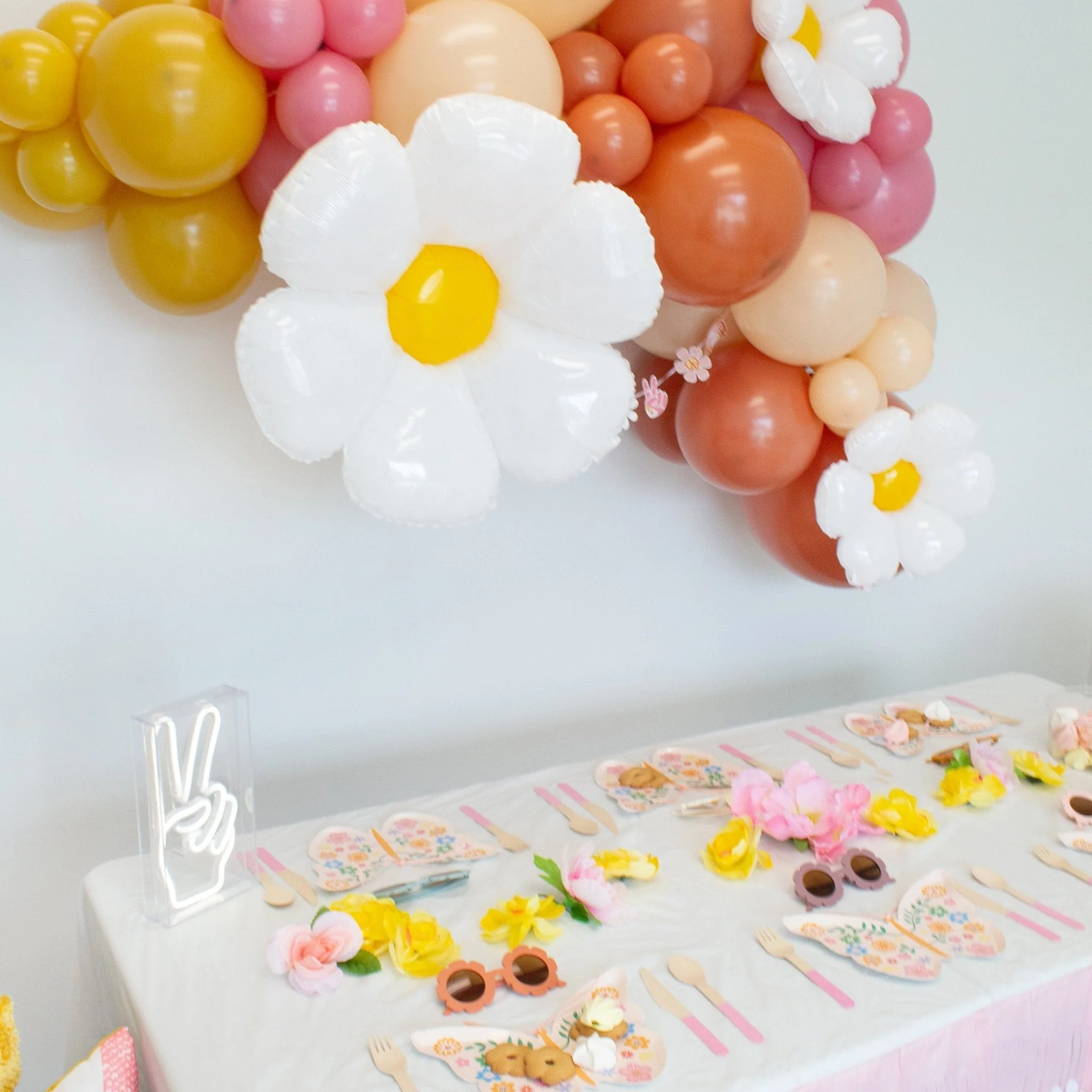 Ellie's Party Supply Groovy Balloon Garland Kit – Retro Party Decor - Image 7