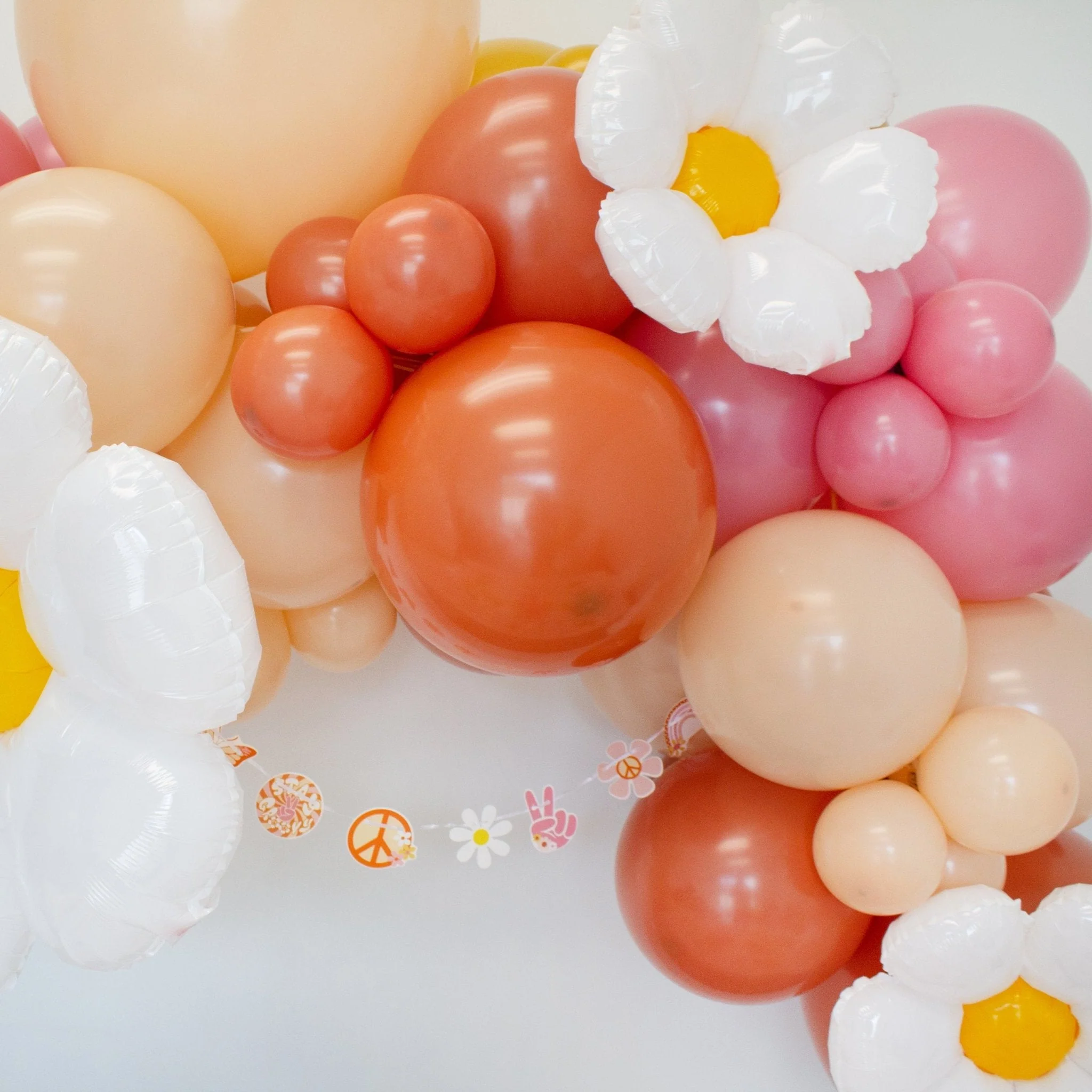 Ellie's Party Supply Groovy Balloon Garland Kit – Retro Party Decor - Image 8