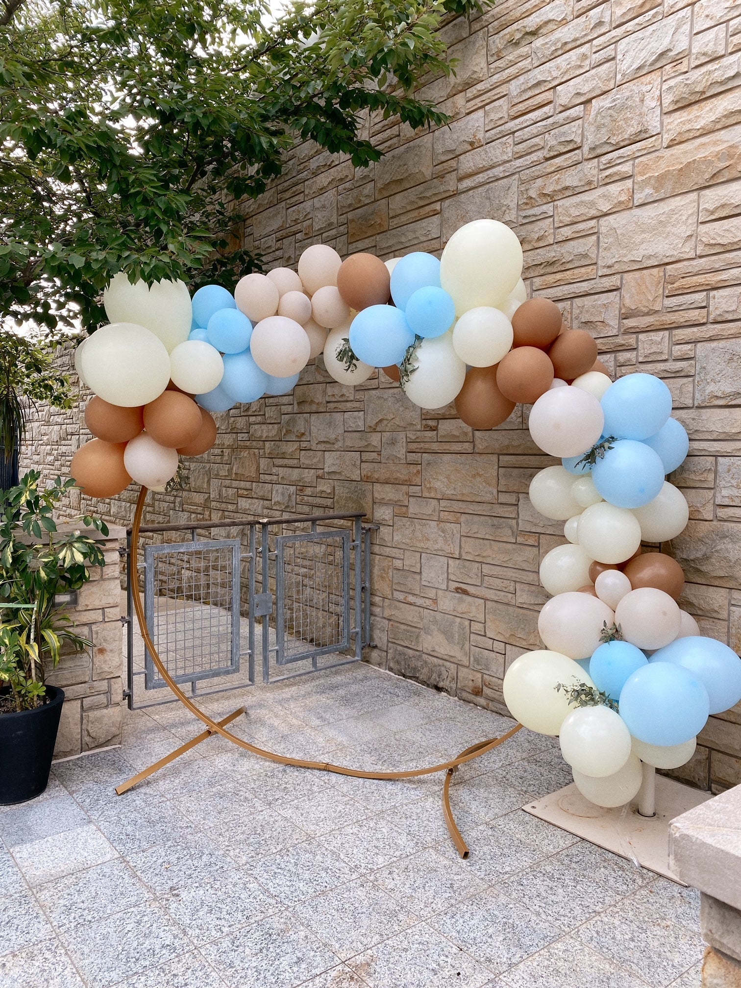Ellie's Party Supply Ivory Balloon Garland - Image 4