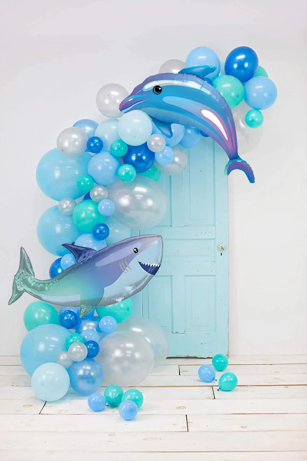 Ellie's Party Supply Underwater Blue Balloon Garland Kit - Image 2