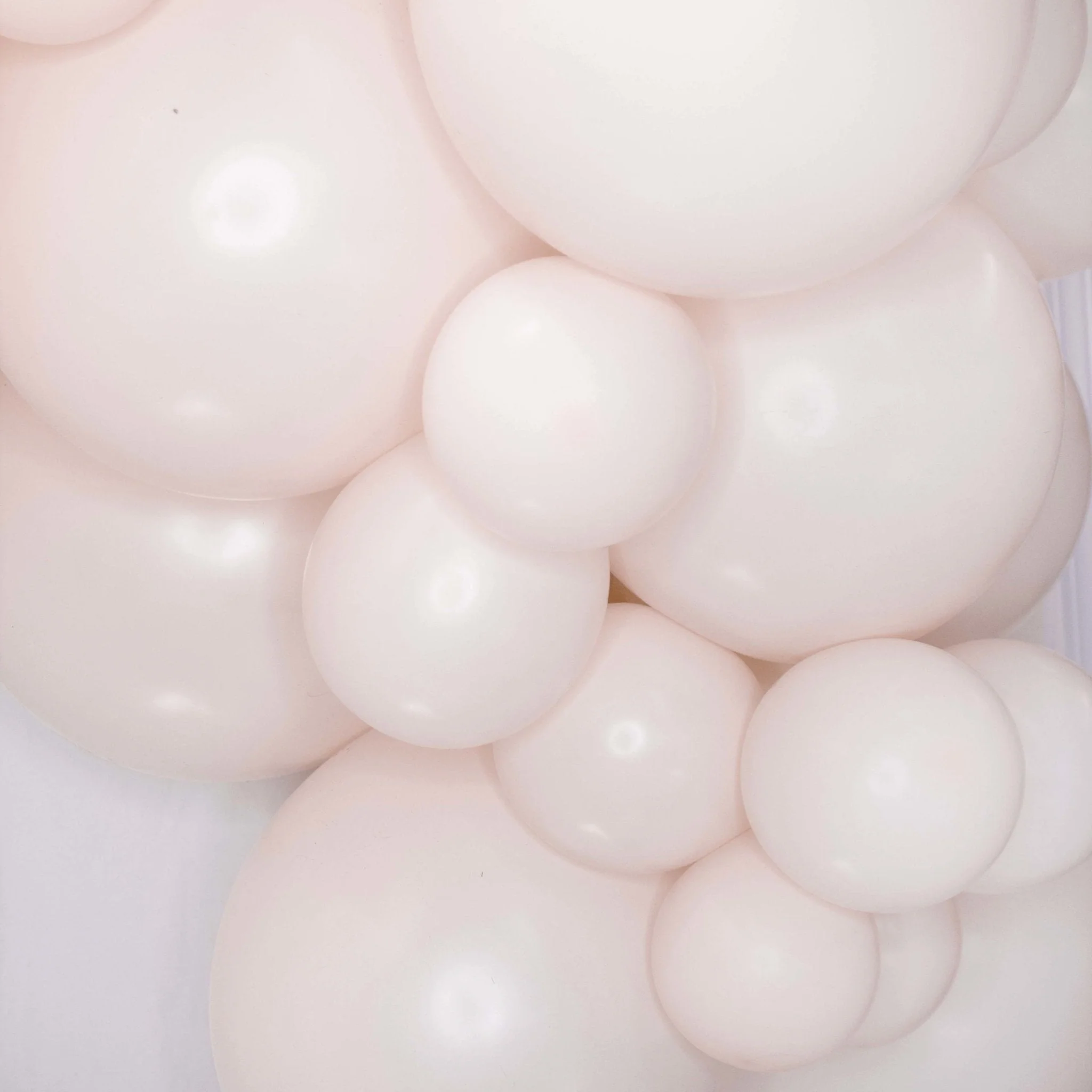 Ellie's Party Supply White Sand Balloon Garland Kit – 5ft Neutral Decor - Image 2