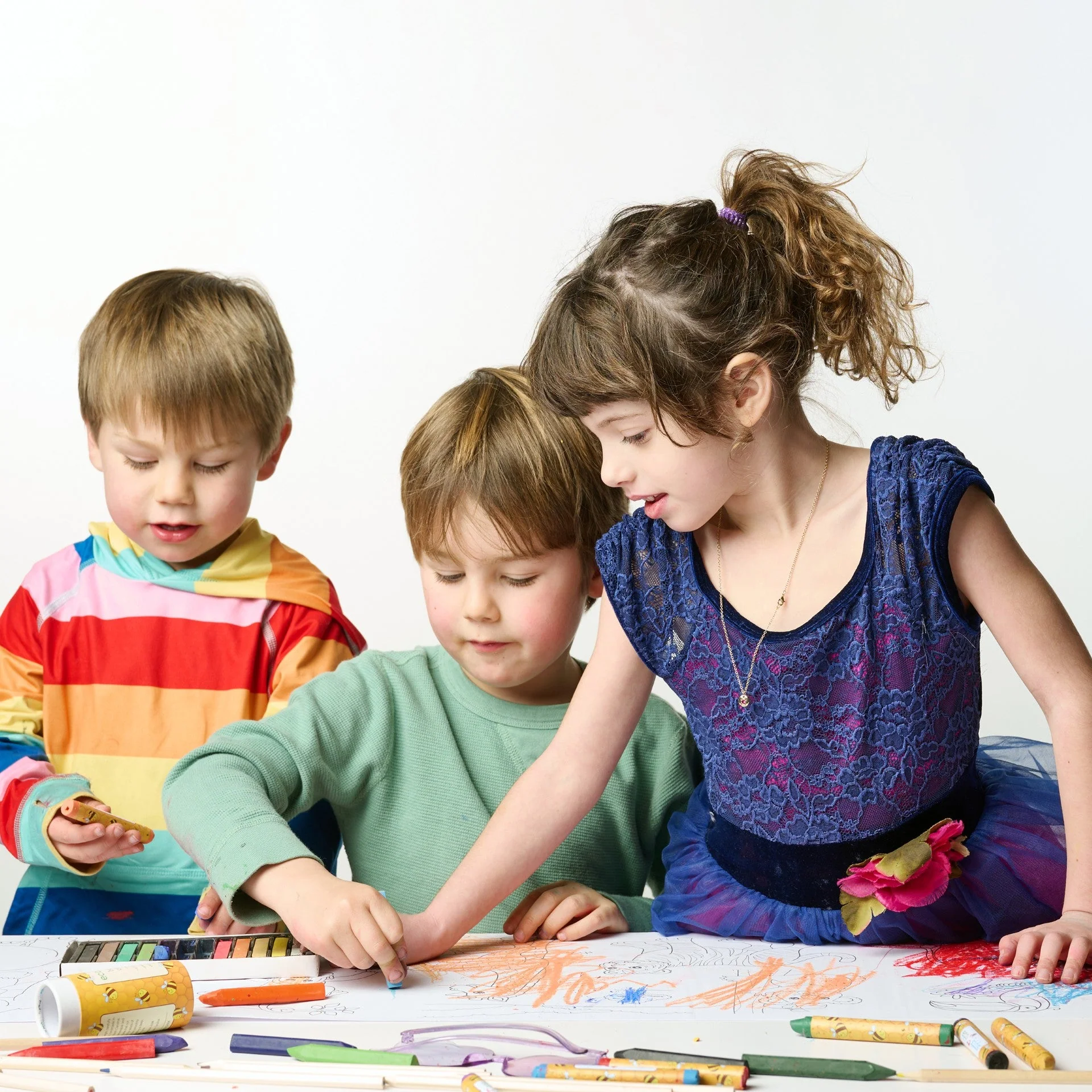 Elseware Unplug Coloring Scrolls – 10 ft – Adhesive Back - Image 3