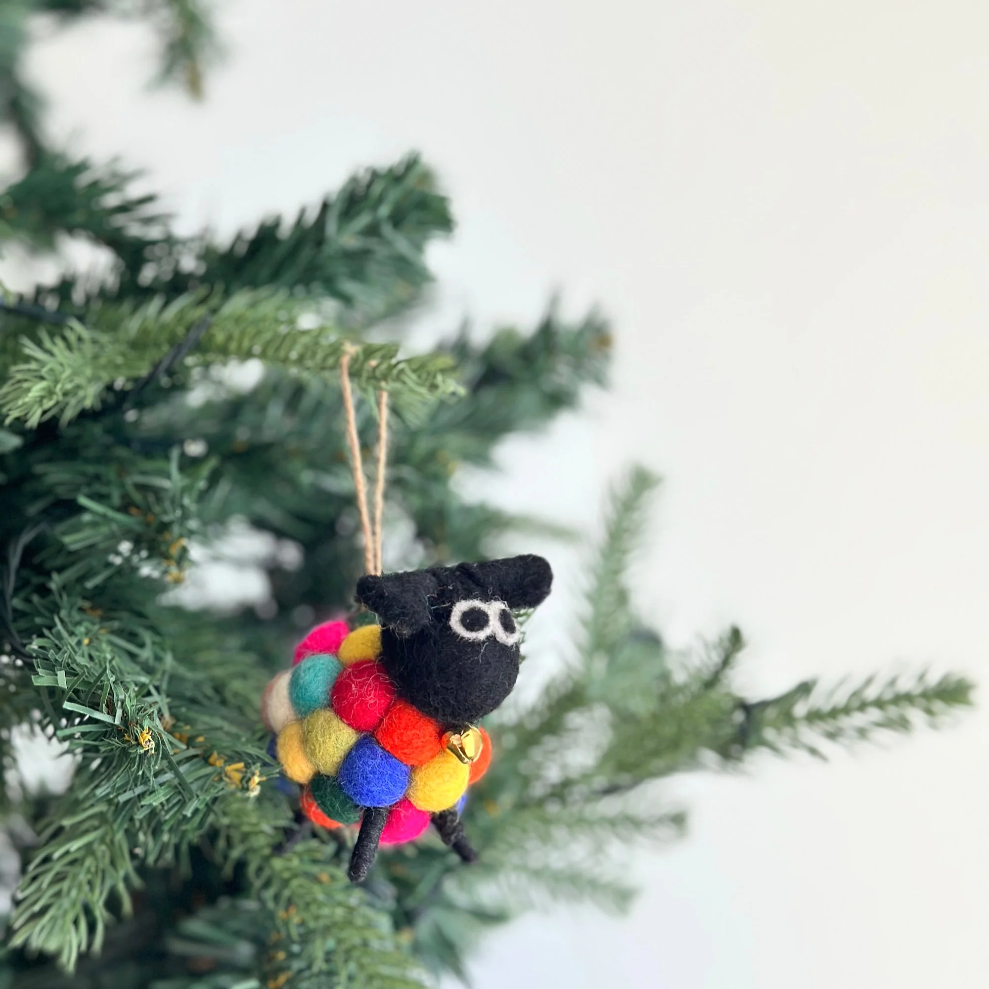 Ganapati Crafts Co. Felt Ornament - Pompom Ball Mini Sheep - Image 3