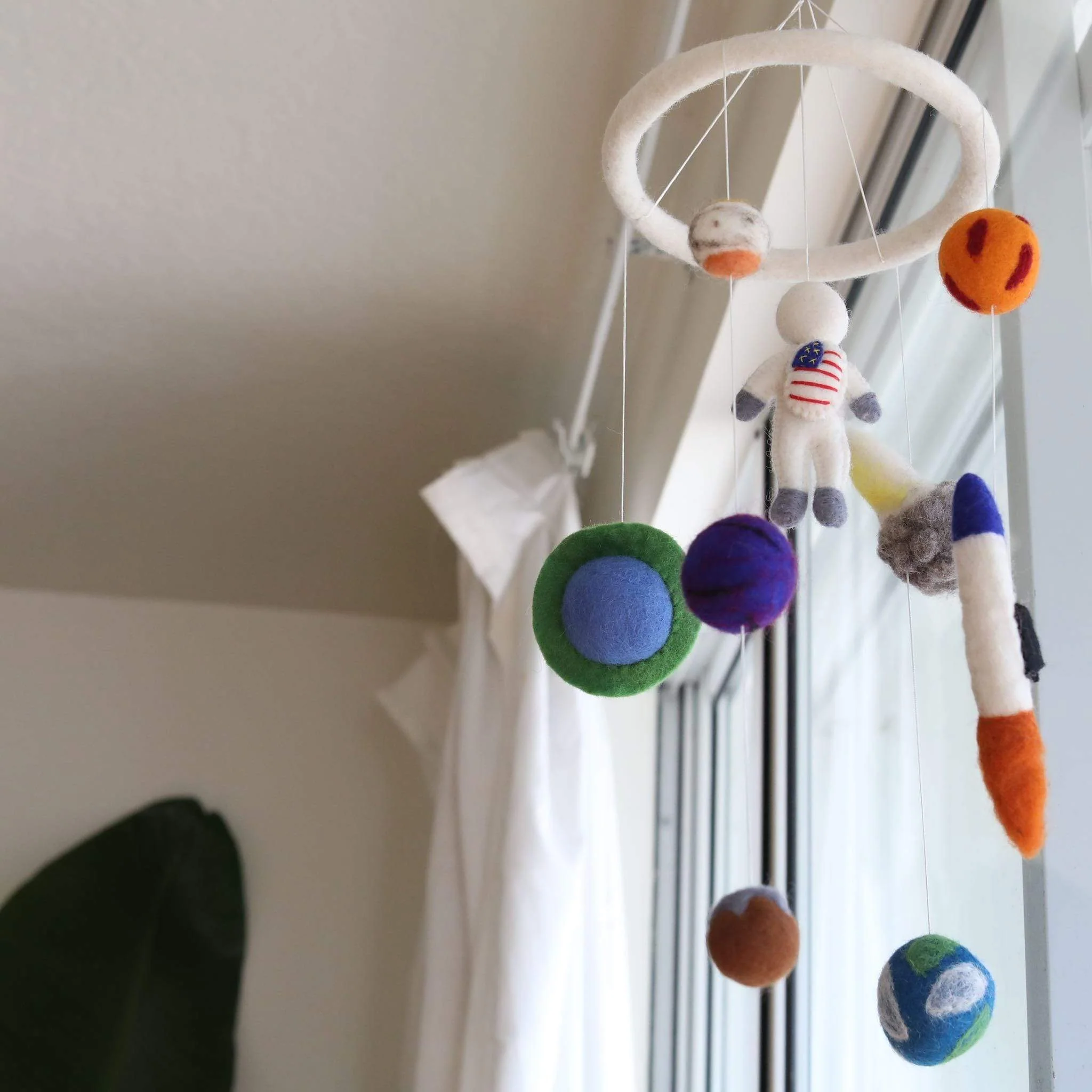 Ganapati Crafts Co. Felt Spaceman Baby Mobile - Image 3