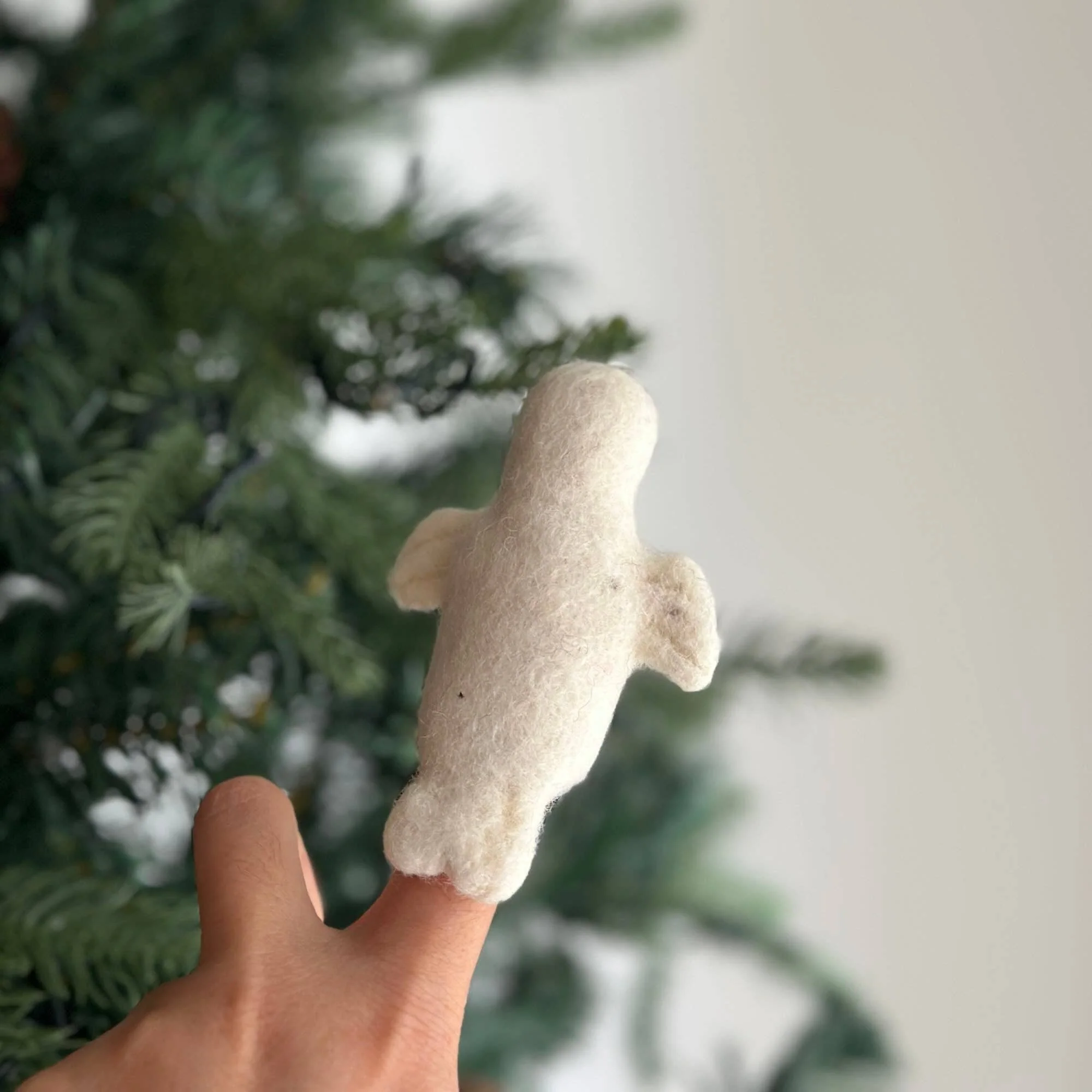 Ganapati Crafts Co. Finger Puppet: Seal - Image 2