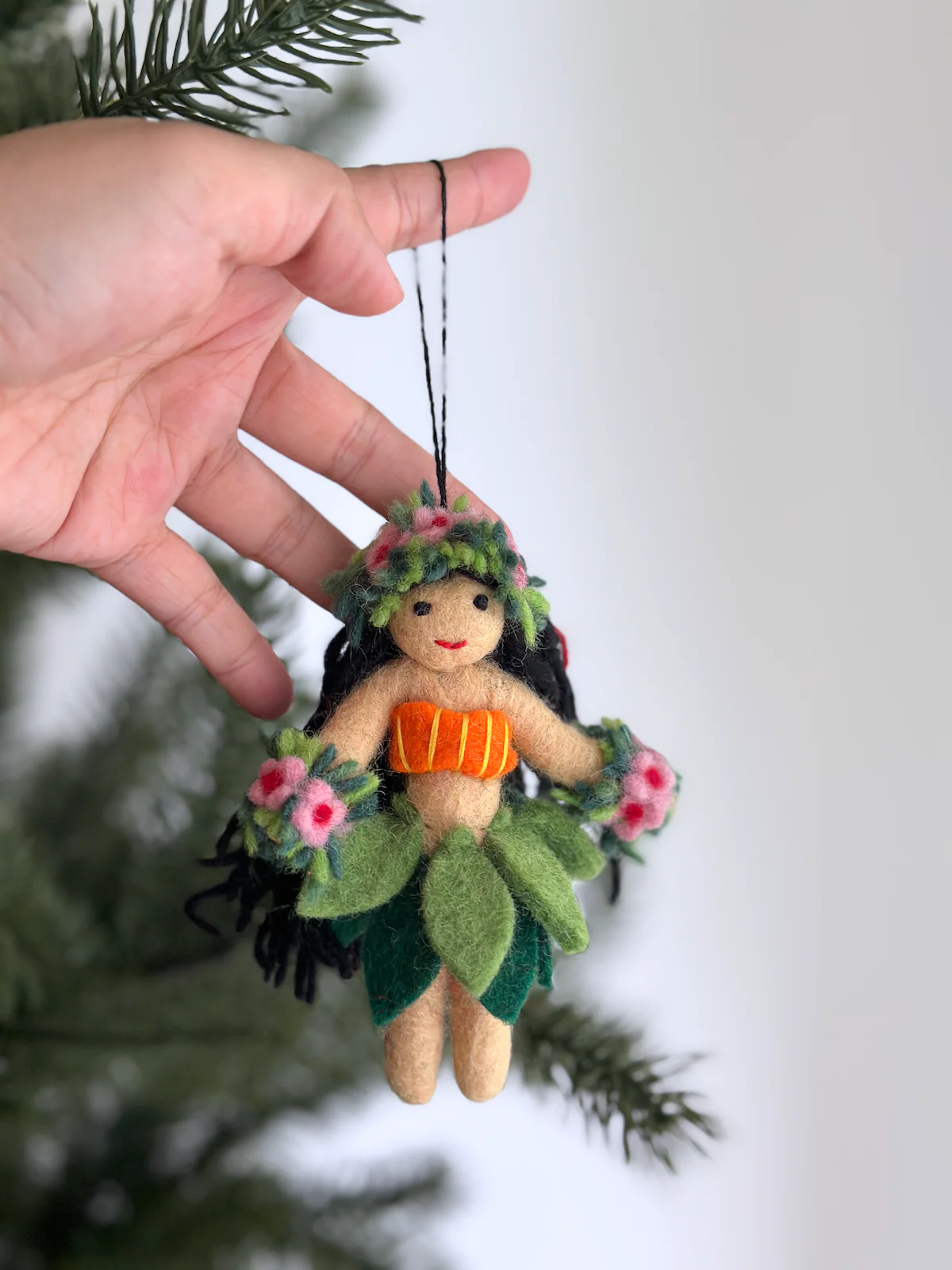 Ganapati Crafts Co. Hula Girl Ornament - Image 3