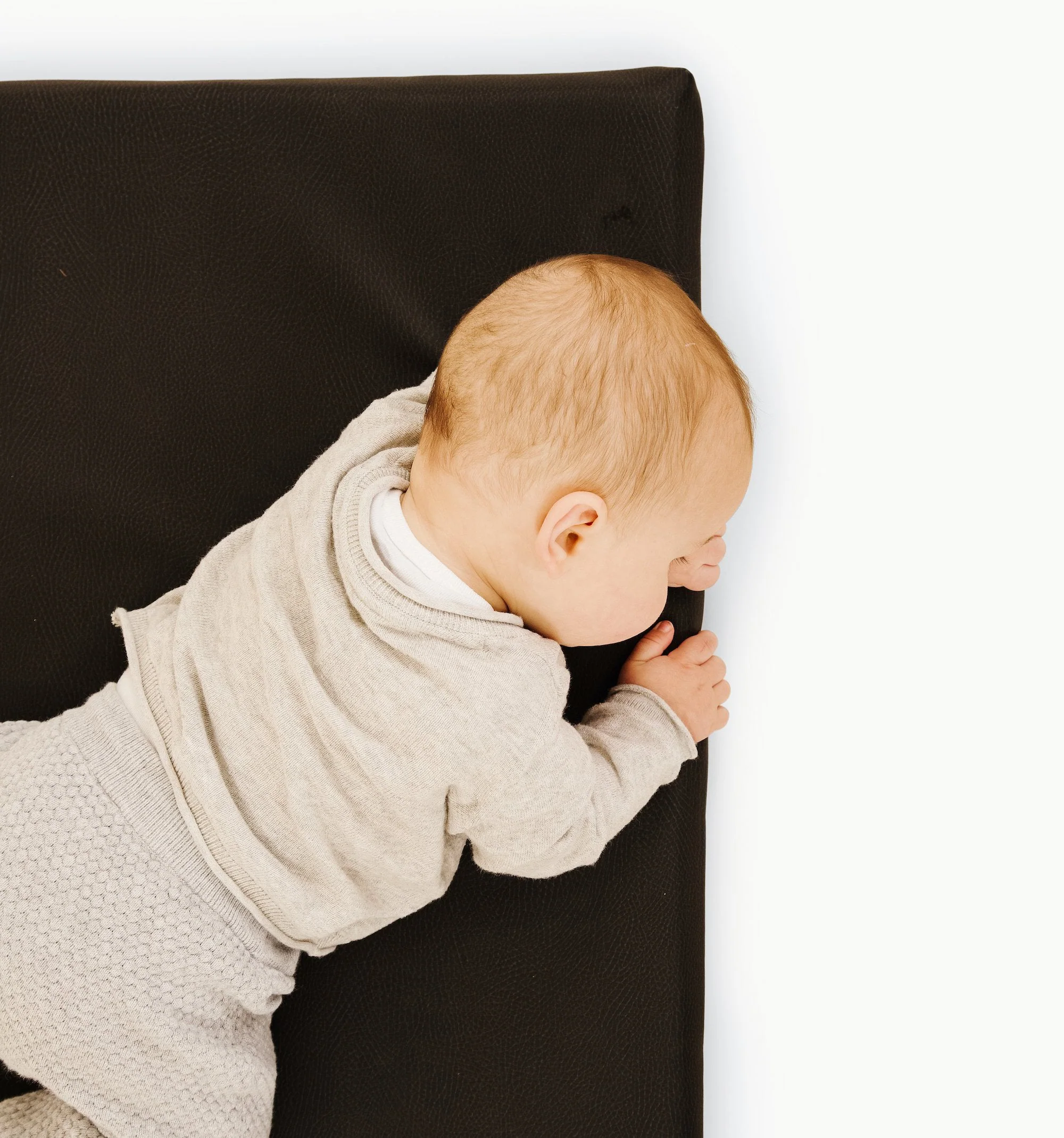 Gathre Padded Changing Mat - Image 41