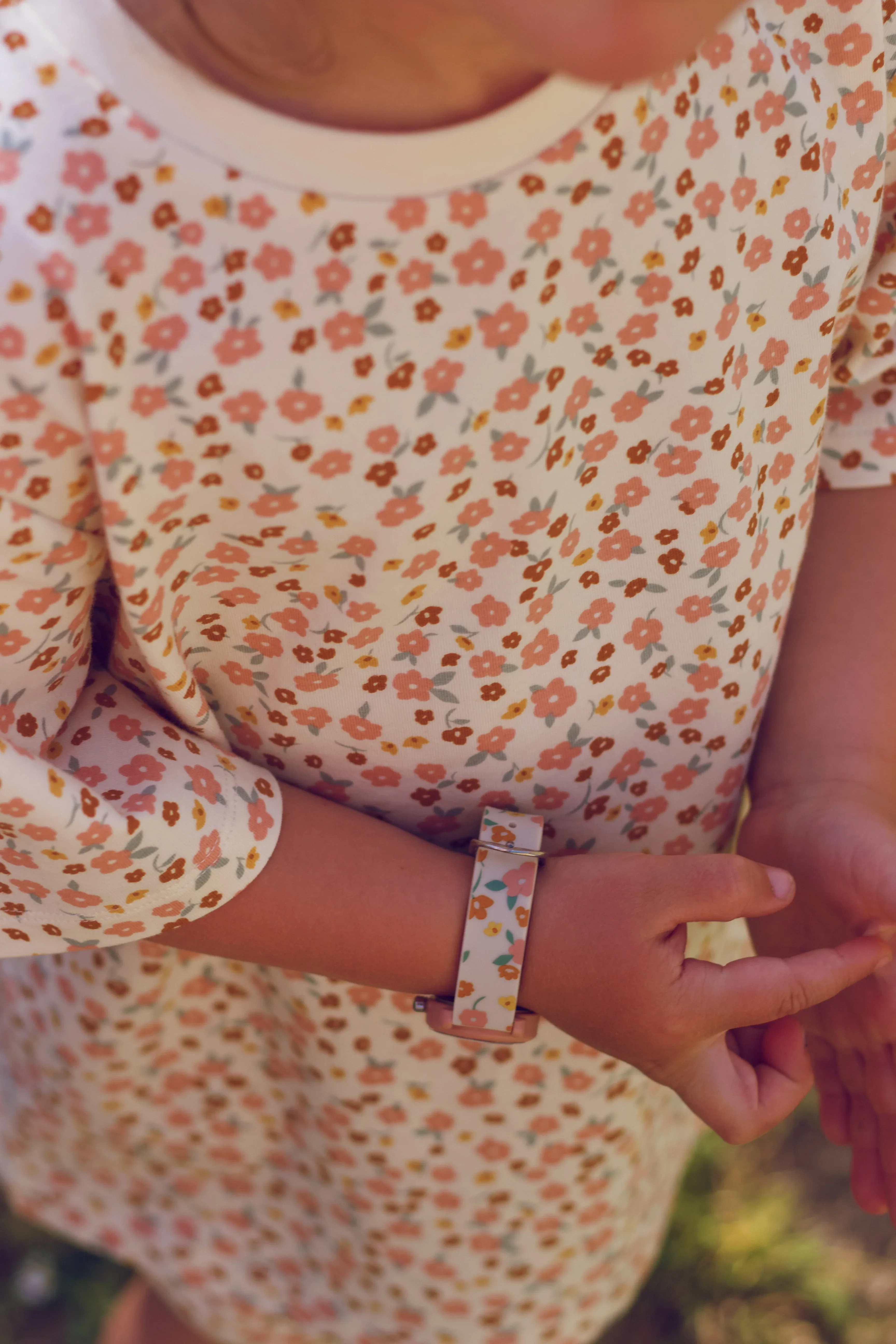 GRECH & CO. Classic Watches | Silicone + Stainless Steel | Sunset Meadow - Image 3