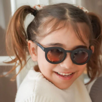 GRECH & CO. Classic | Sustainable Sunglasses | Plant-Based Bendable Polarized - Baby | 0-2 Y - Image 10