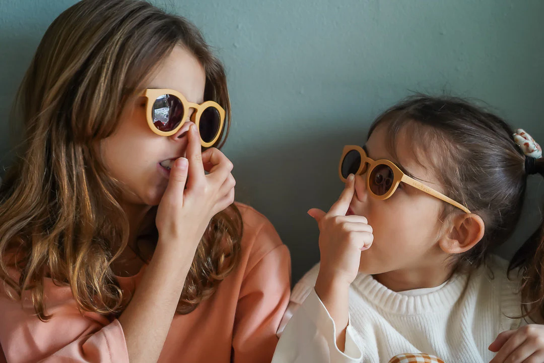 GRECH & CO.Classic | Sustainable Sunglasses | Plant-Based Bendable Polarized - Child | 3-8 Y - Image 14