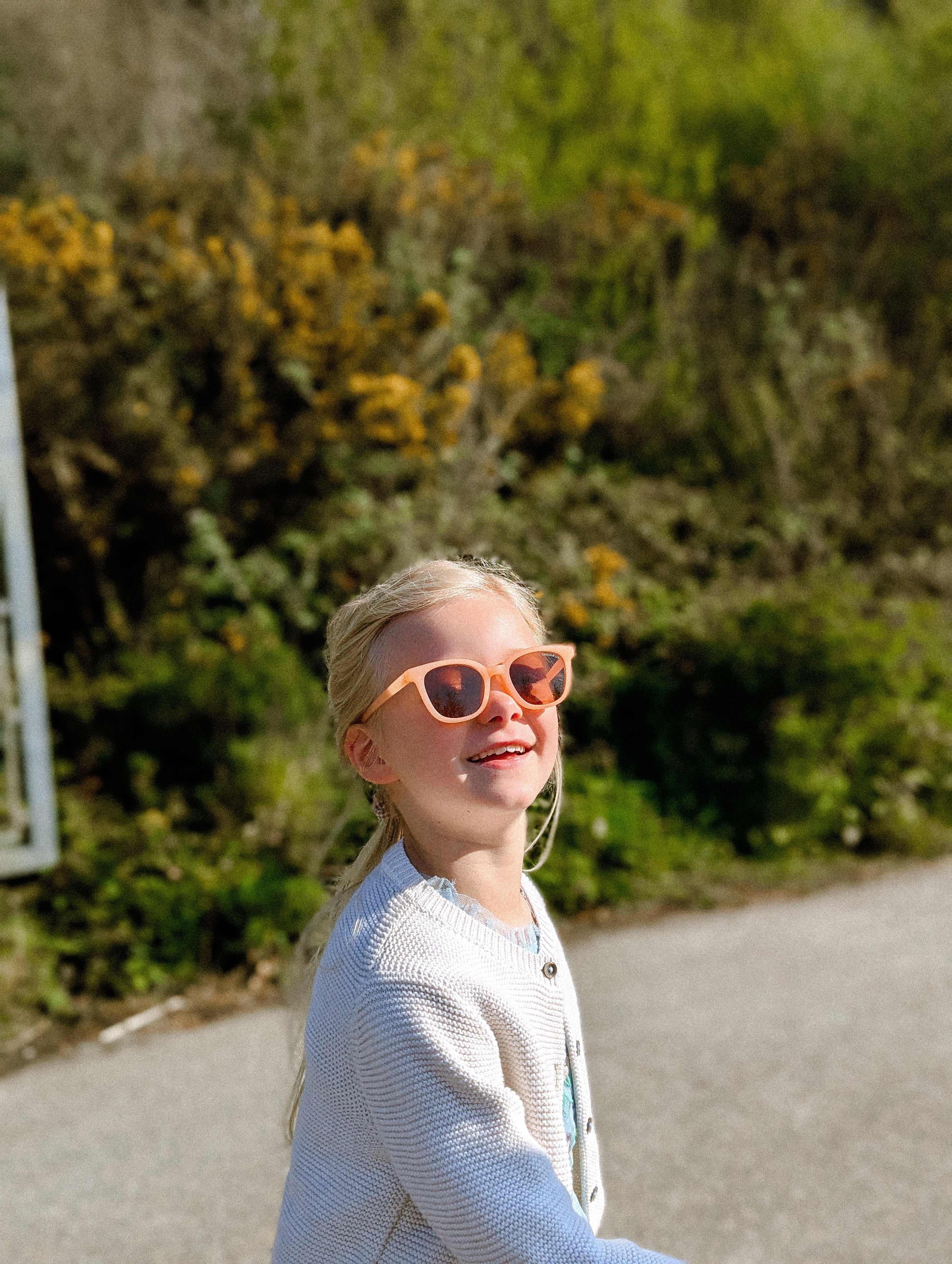 GRECH & CO. Classic Wayfarer Sustainable Sunglasses | Bio-Based · Bendable · Polarized | Child | 3-8 Y - Image 5