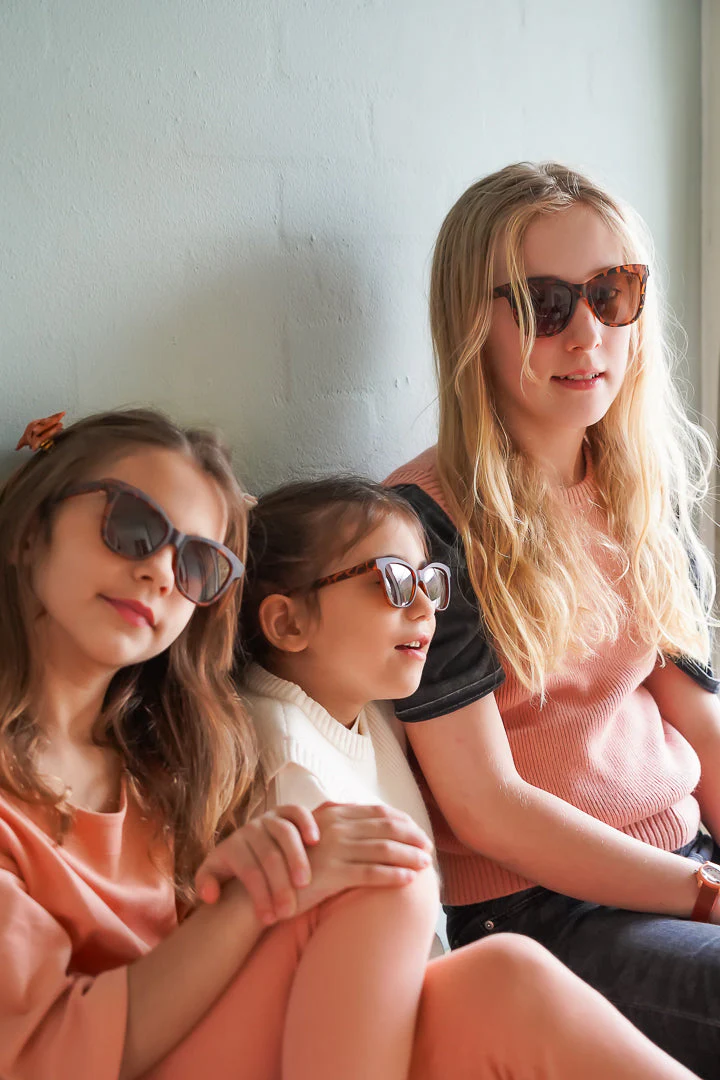 GRECH & CO. Iconic Wayfarer Ombre | Polarized Sunglasses | Child | 3-8 Y - Image 8