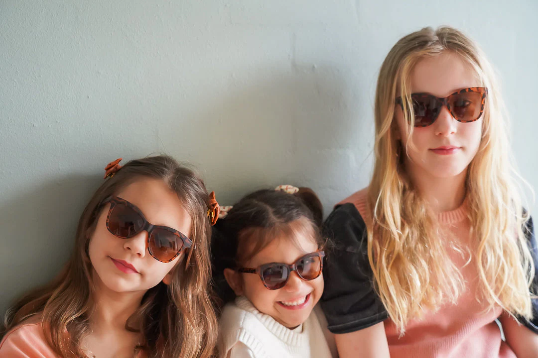 GRECH & CO. Iconic Wayfarer Ombre | Polarized Sunglasses | Teen | 9-14 Y - Image 7