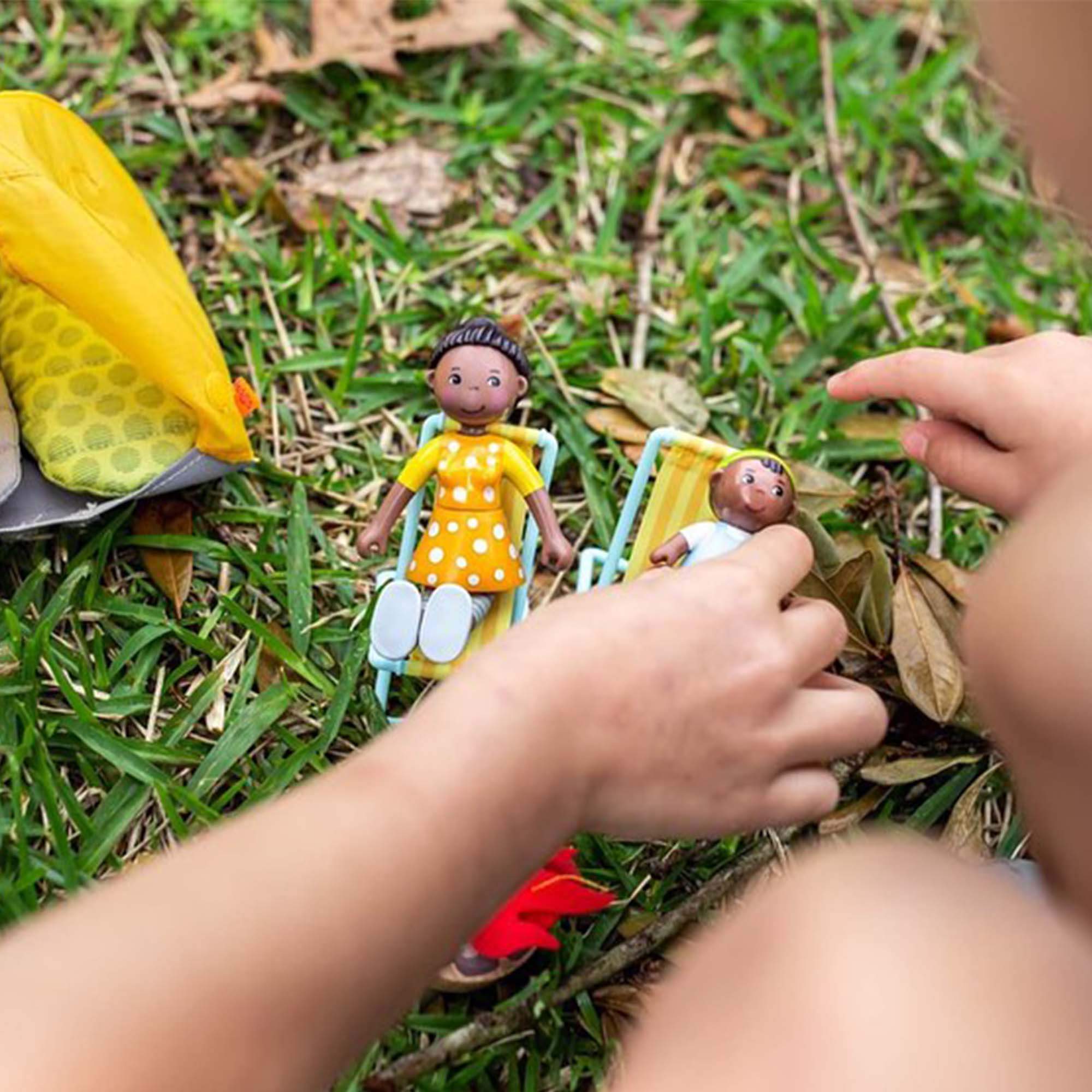 HABA Little Friends Family Time - Image 4