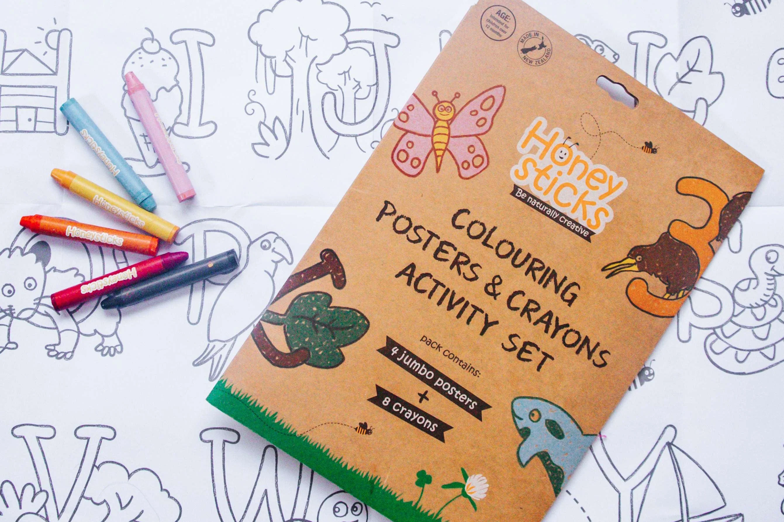 Honeysticks Jumbo Posters and Crayons Activity Set - Image 5