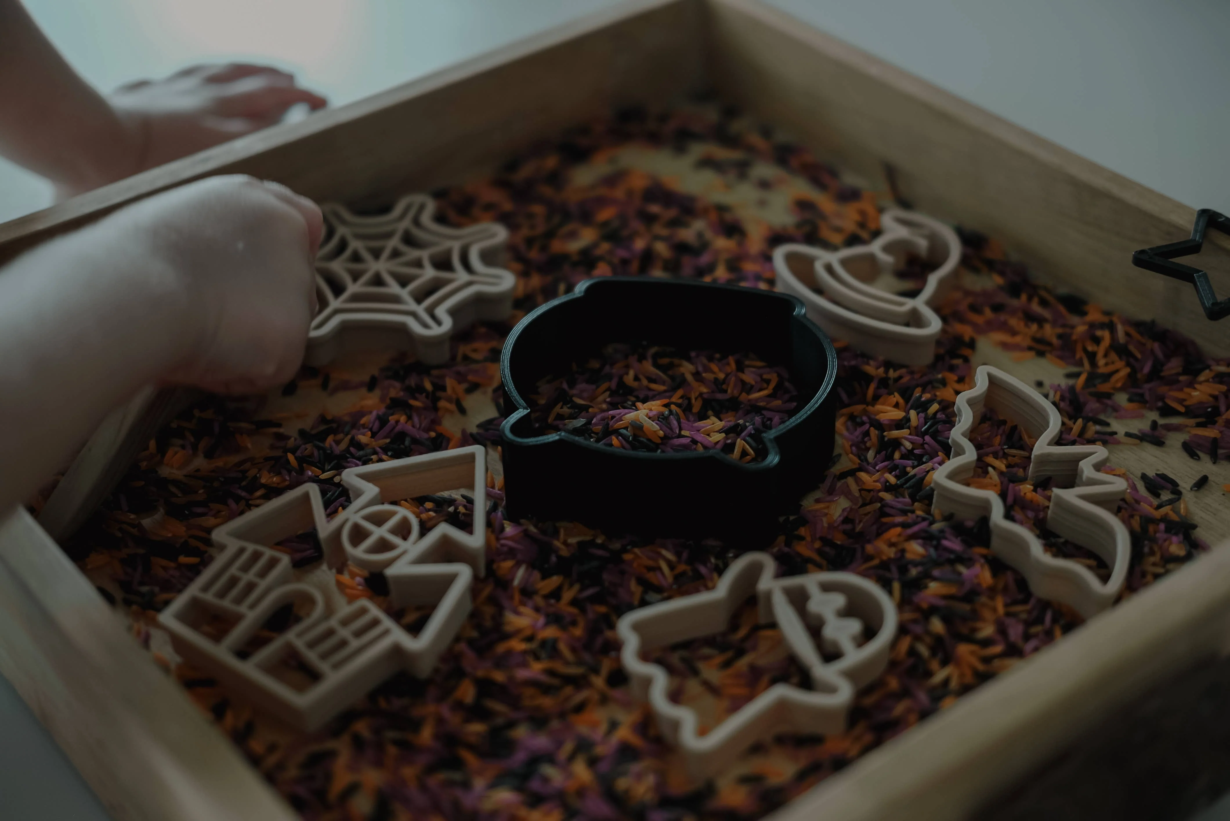 Kinfolk Pantry Halloween Cauldron Sensory Eco Mould - Image 6