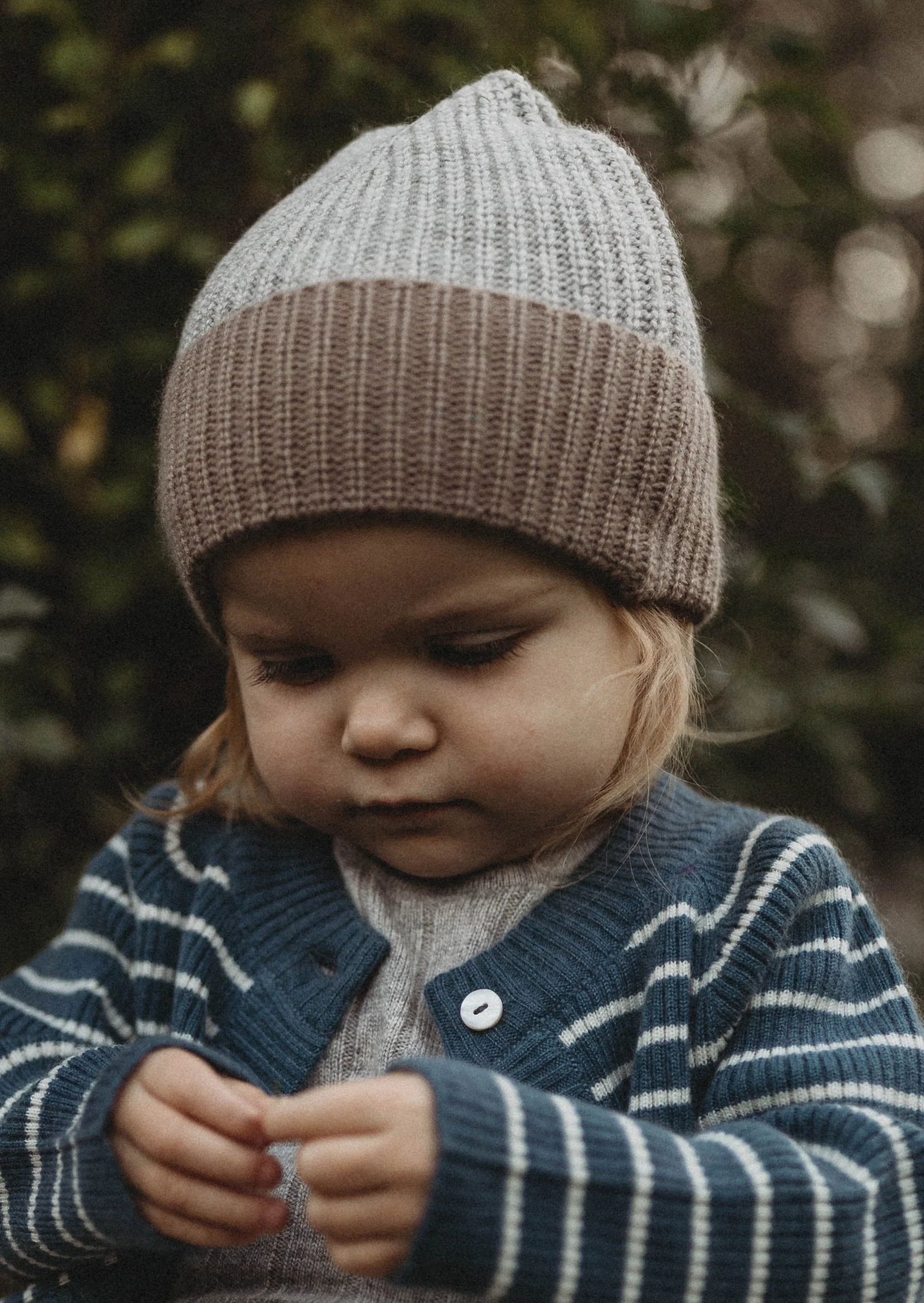 La Petit Lapin Cashmere Beanie | Grey/Brown - Image 3