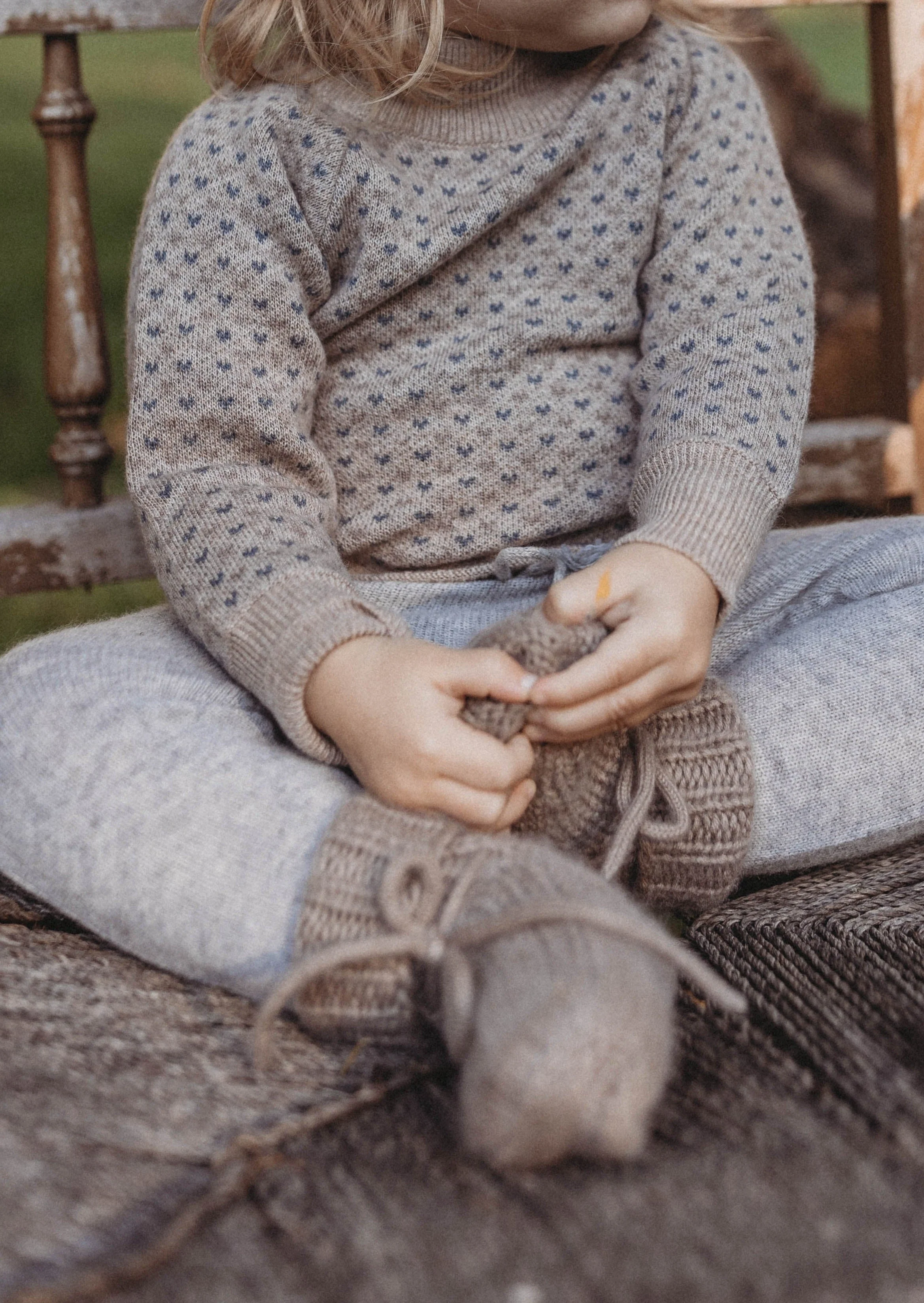 La Petit Lapin Cashmere Booties | Hazelnut - Image 5