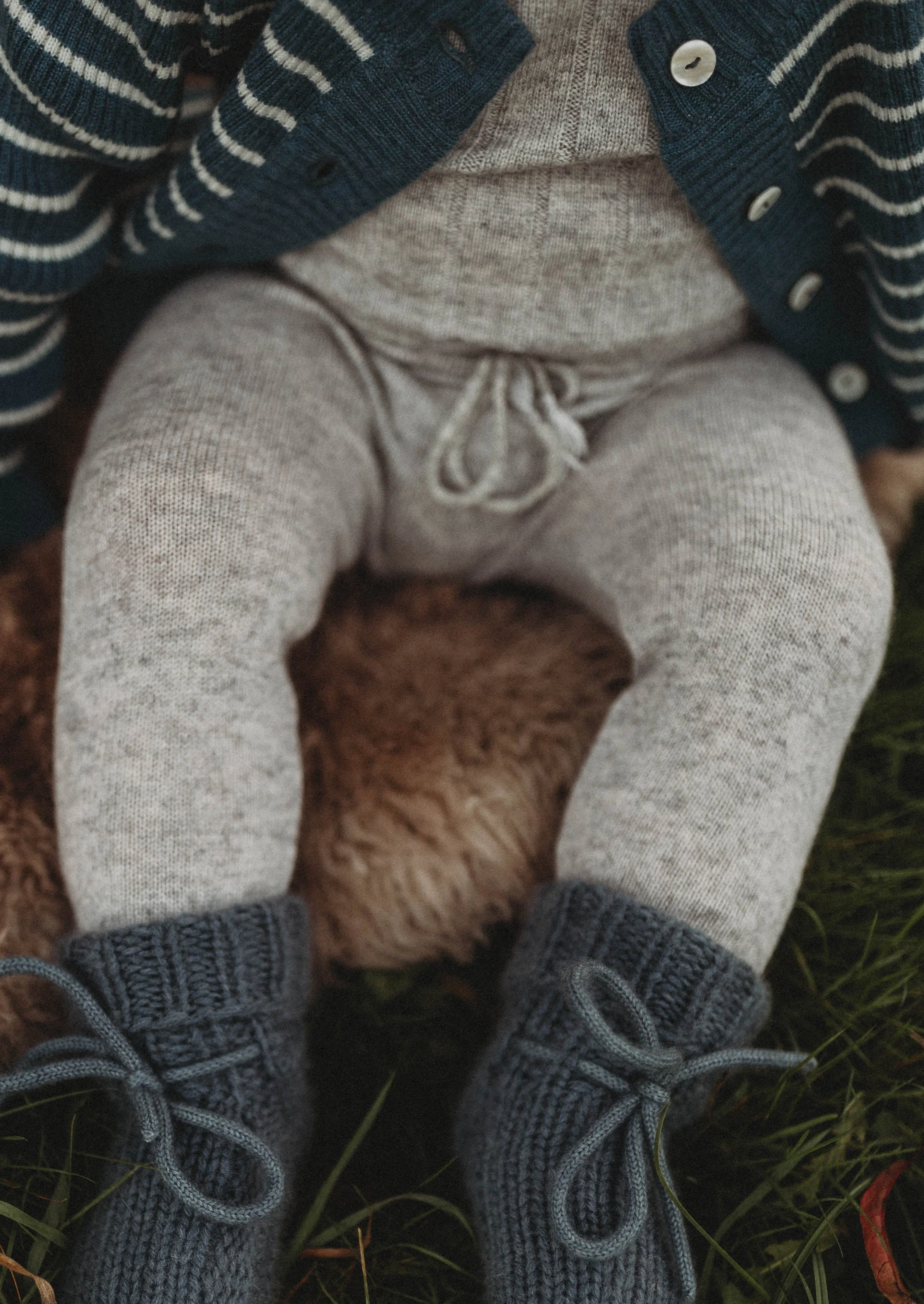 La Petit Lapin Cashmere Footless Leggings | Grey Dawn - Image 4