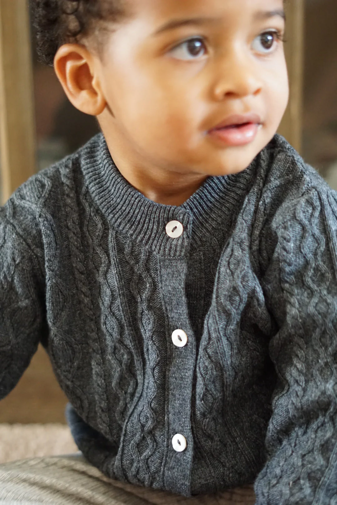 La Petit Lapin Cashmere & Merino Wool Cable Knit Cardigan | Dark Gray Melange - Image 5