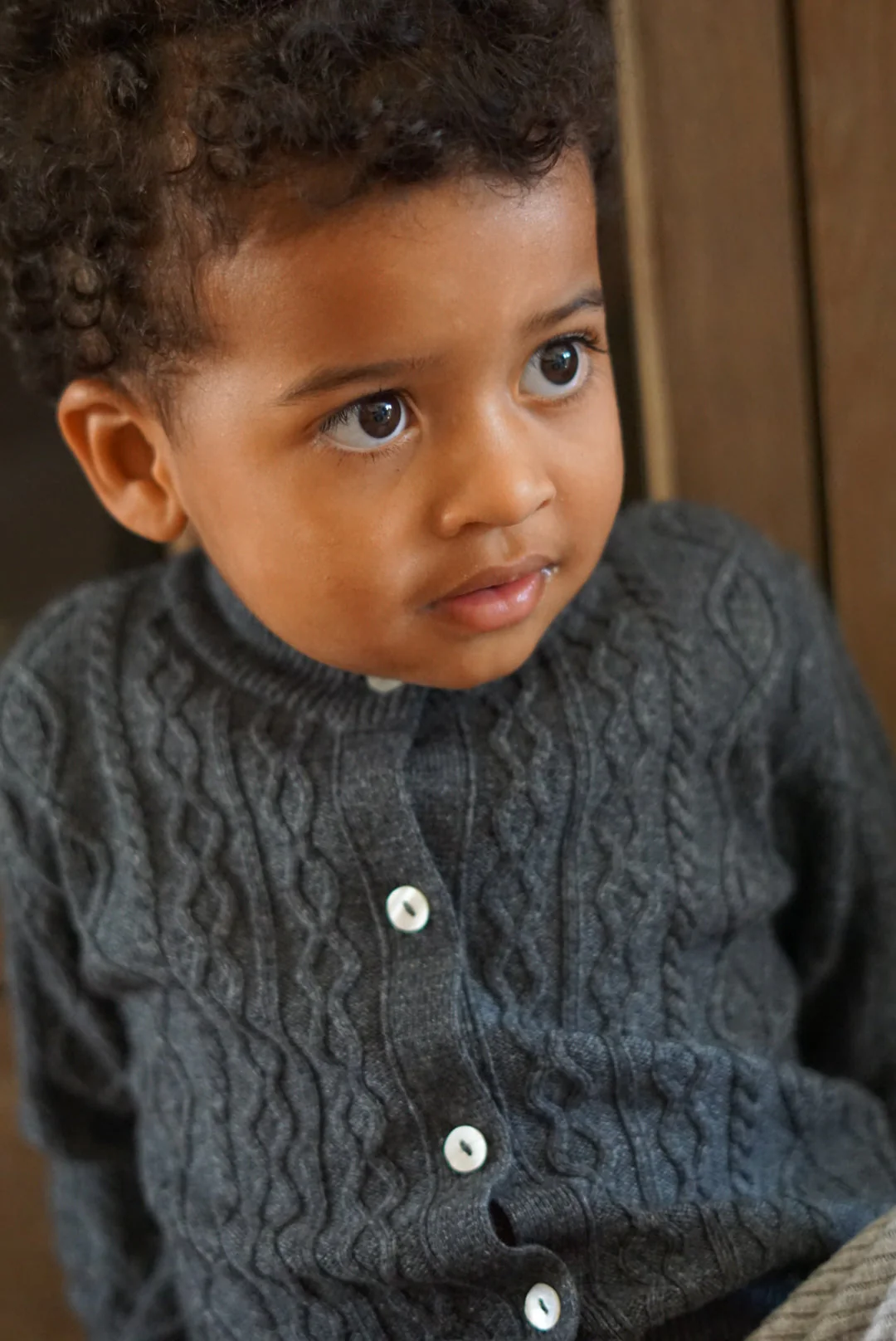 La Petit Lapin Cashmere & Merino Wool Cable Knit Cardigan | Dark Gray Melange - Image 6