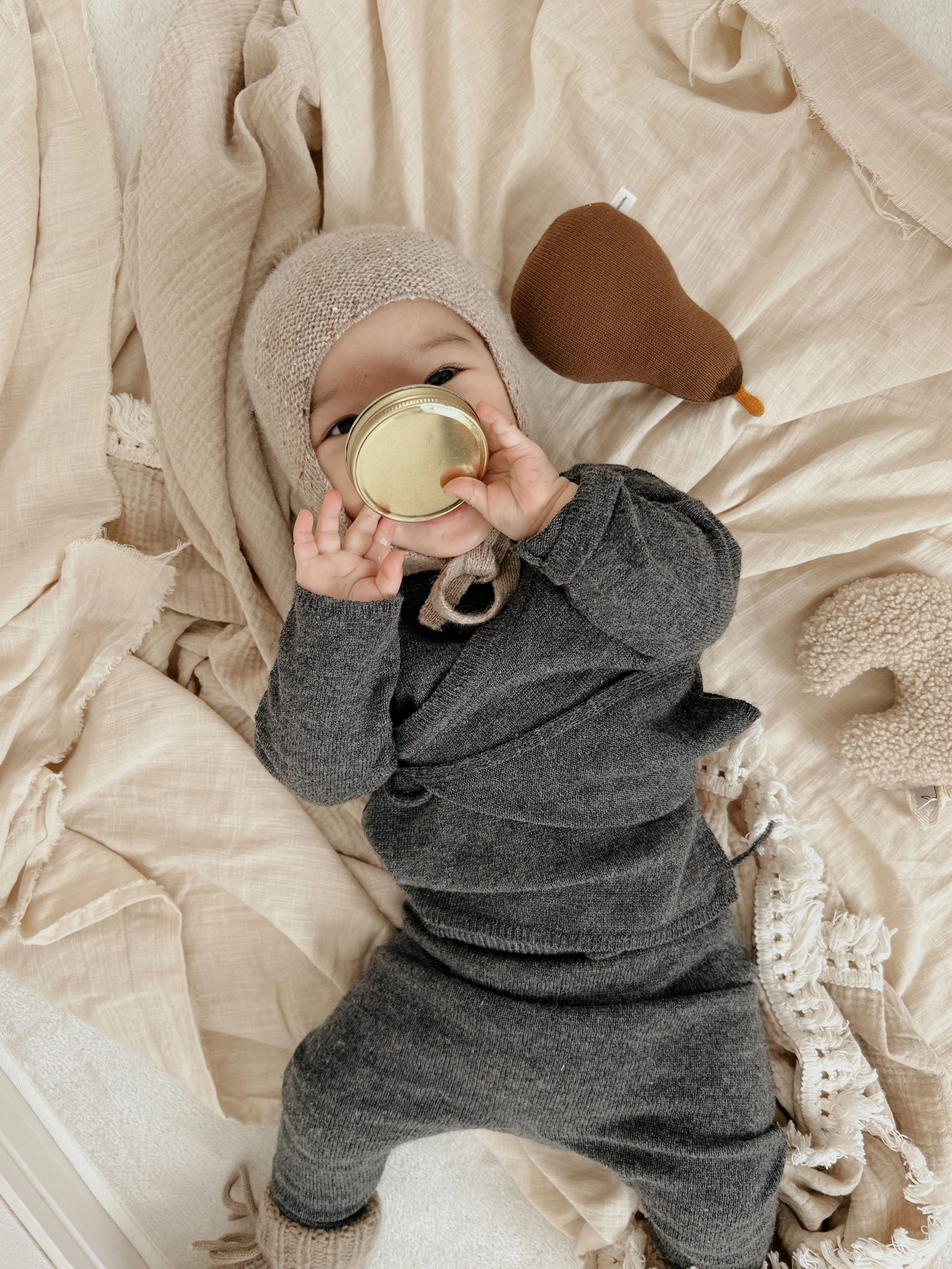 La Petit Lapin Cashmere Wrap Cardigan | Dark Gray Melange - Image 2