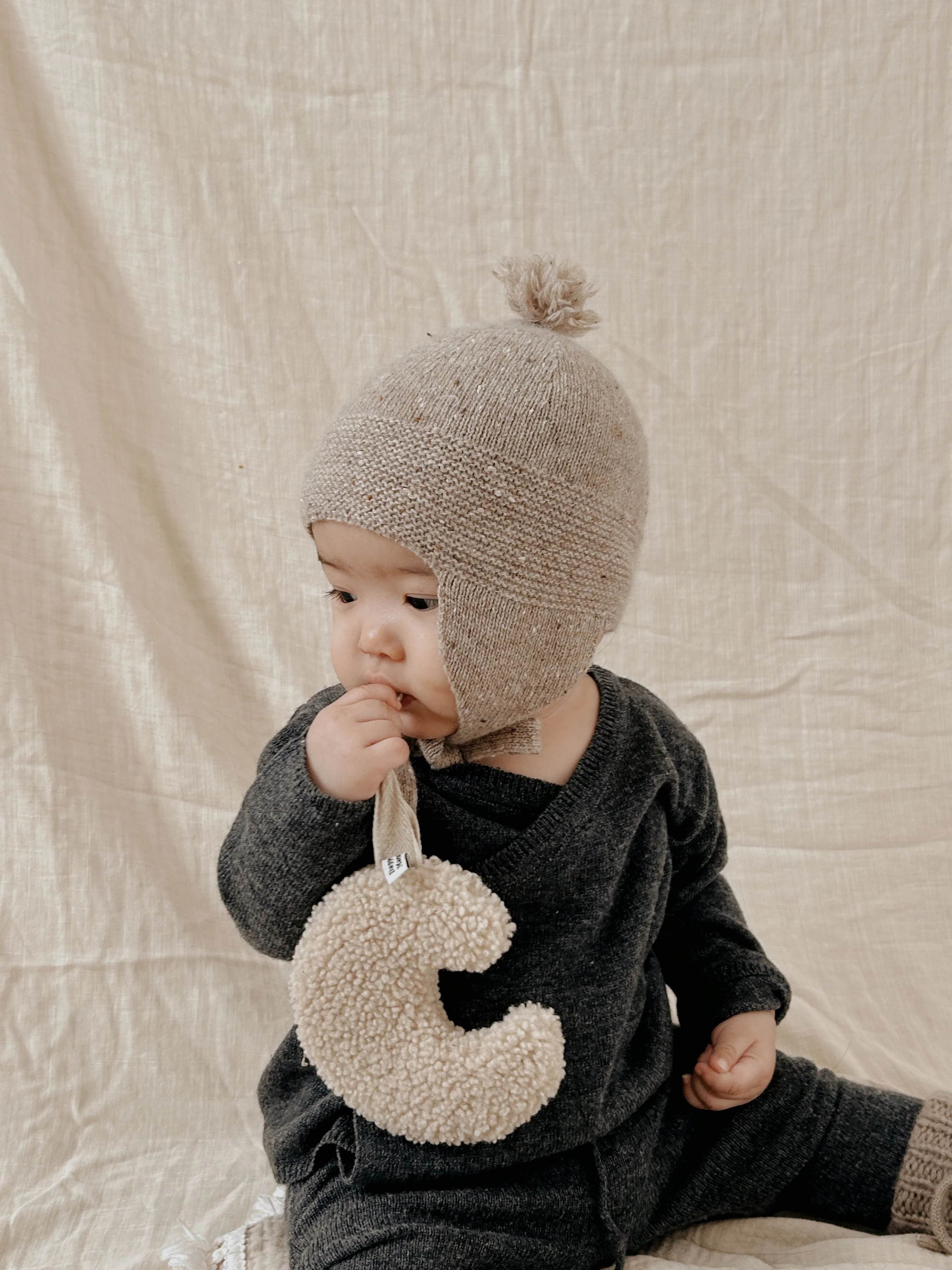 La Petit Lapin Cashmere Wrap Cardigan | Dark Gray Melange - Image 3