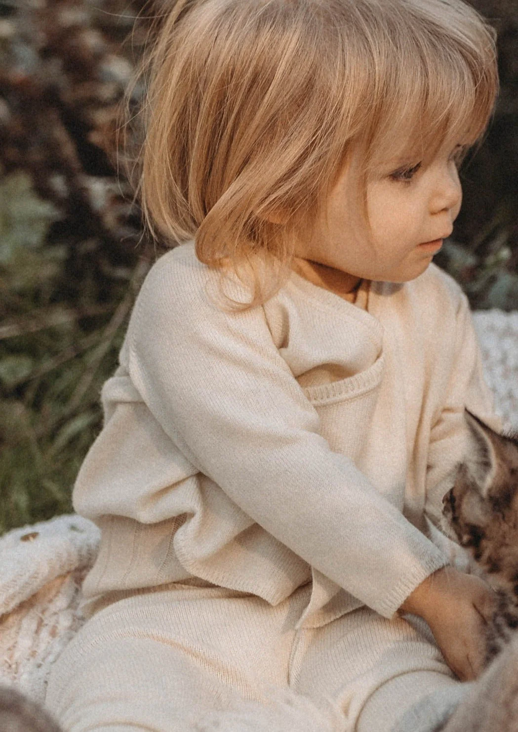 La Petit Lapin Cashmere Wrap Cardigan | Pure Beige - Image 2
