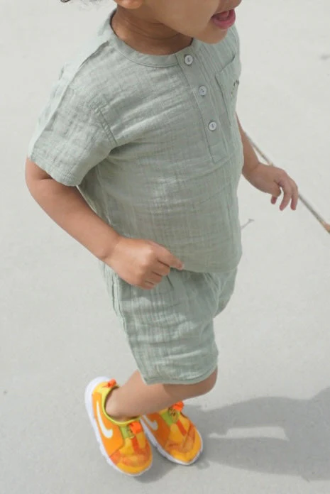 La Petit Lapin Cayden | Organic Muslin Petit Croissant Set | Sage - Image 5