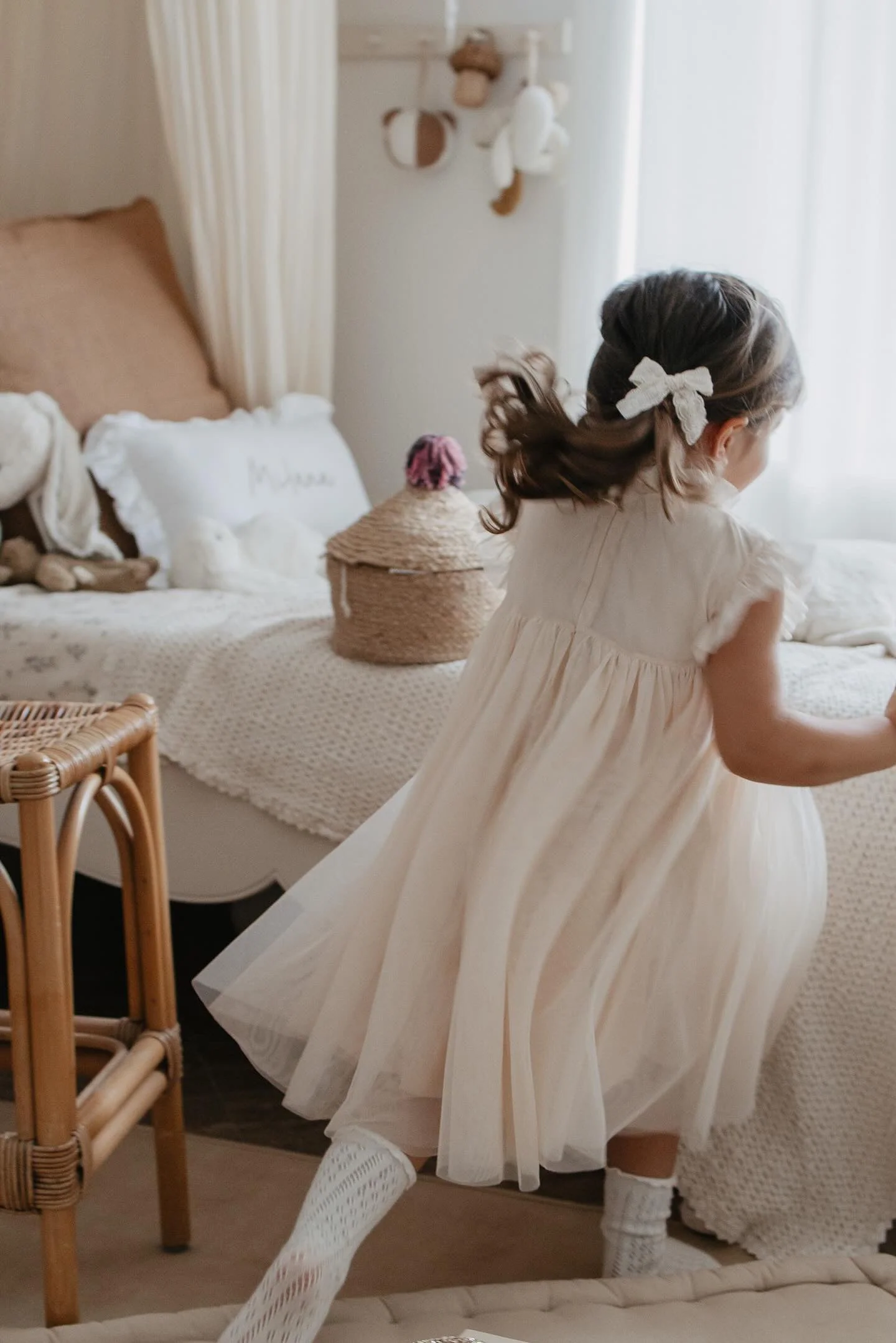 Le Petit Lapin Scarlett | Cotton Tulle Dress | Vintage Cream - Image 2