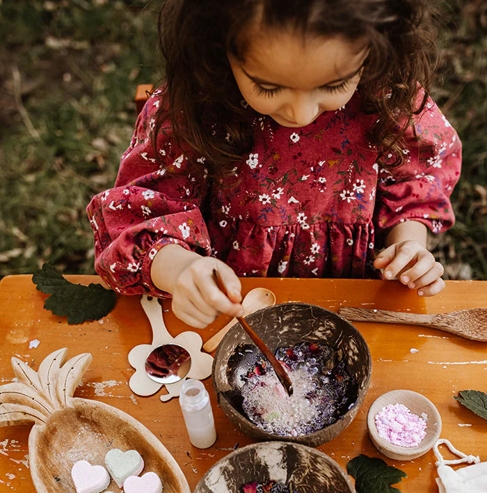 Little Hands and Nature Enchanted Flowers Potion Kit - Image 2