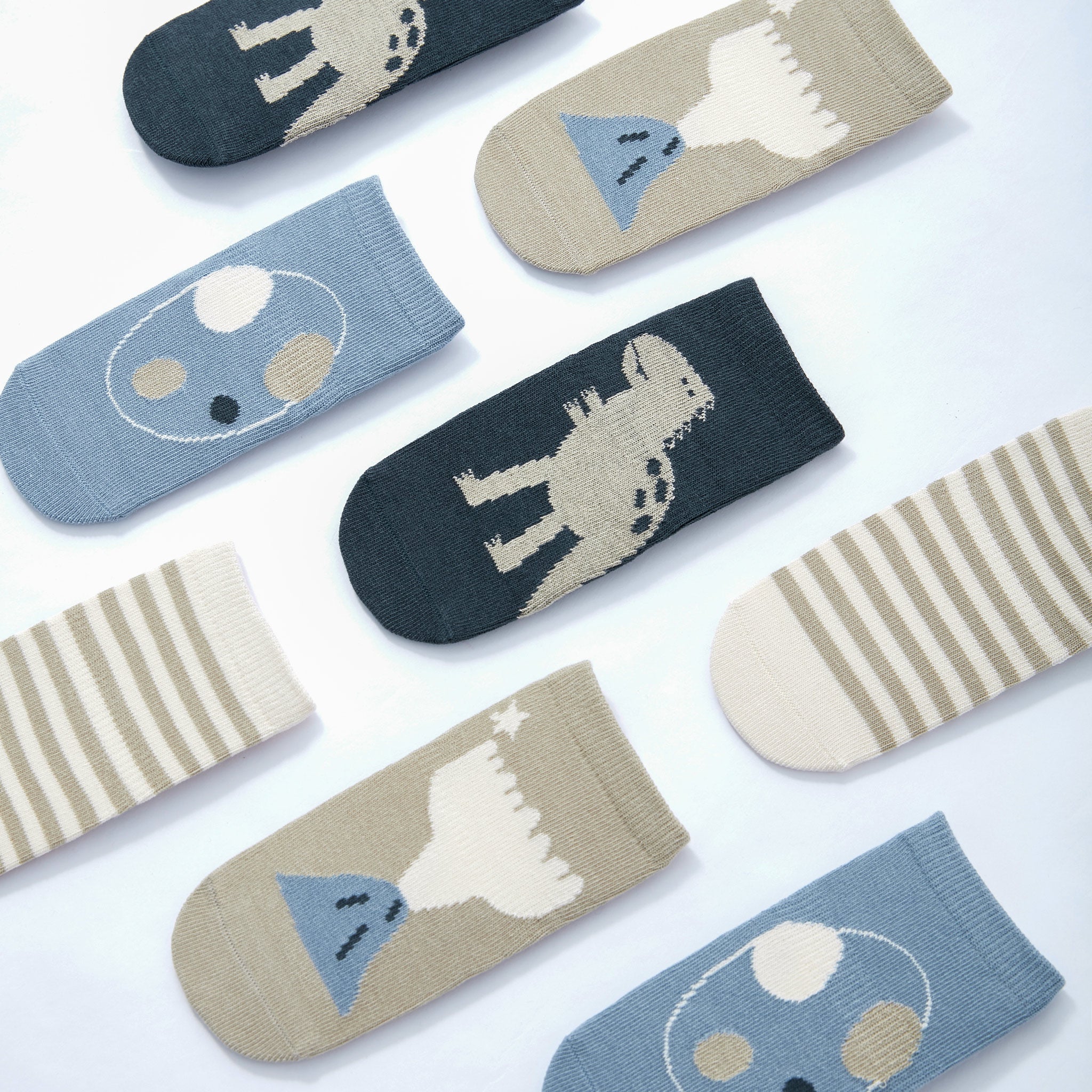 LittleYogaSocks Dinosaur- Organic- 4 Pairs of Stay-On Baby & Toddler Non-Slip Socks - Image 4