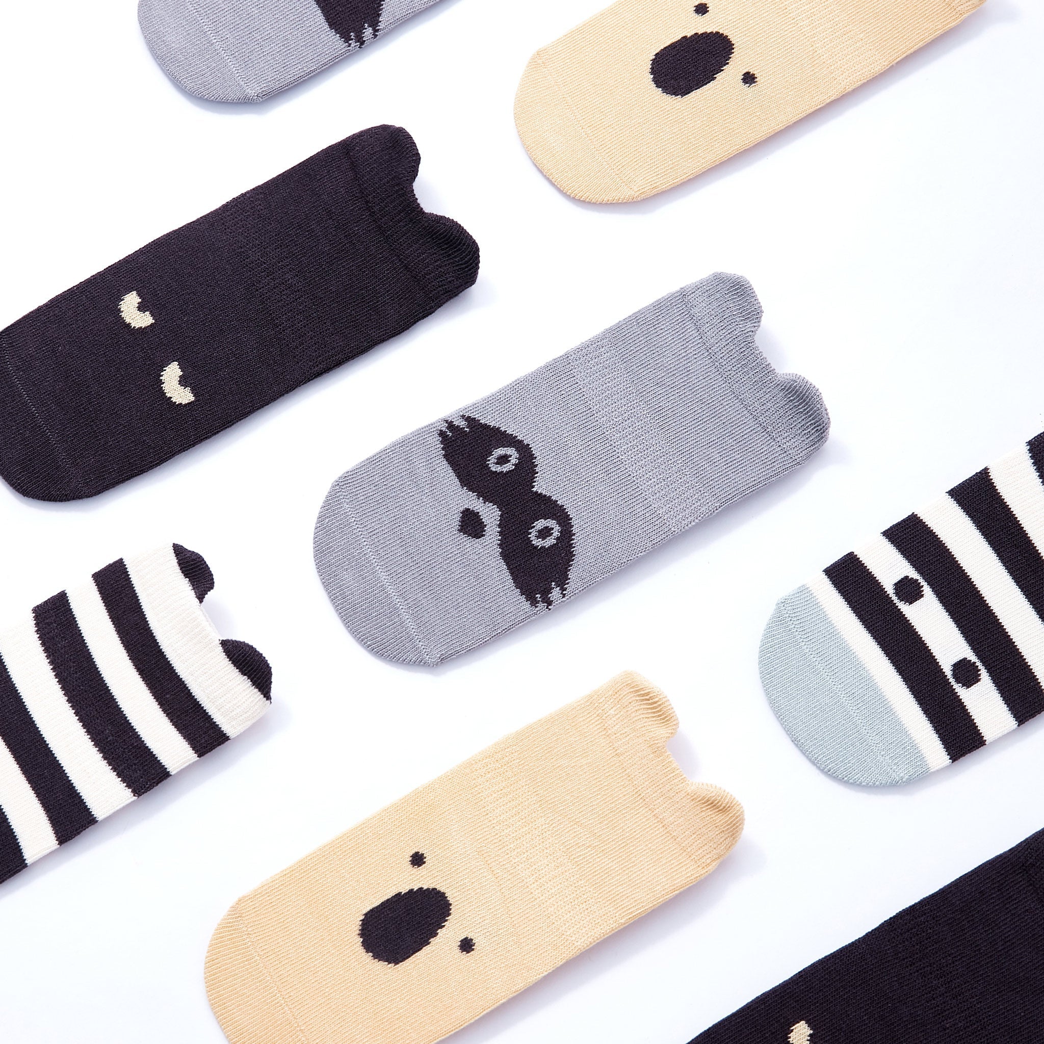 LittleYogaSocks Into The Wild III- Organic- 4 Pairs of Stay-On Baby & Toddler Non-Slip Socks - Image 4